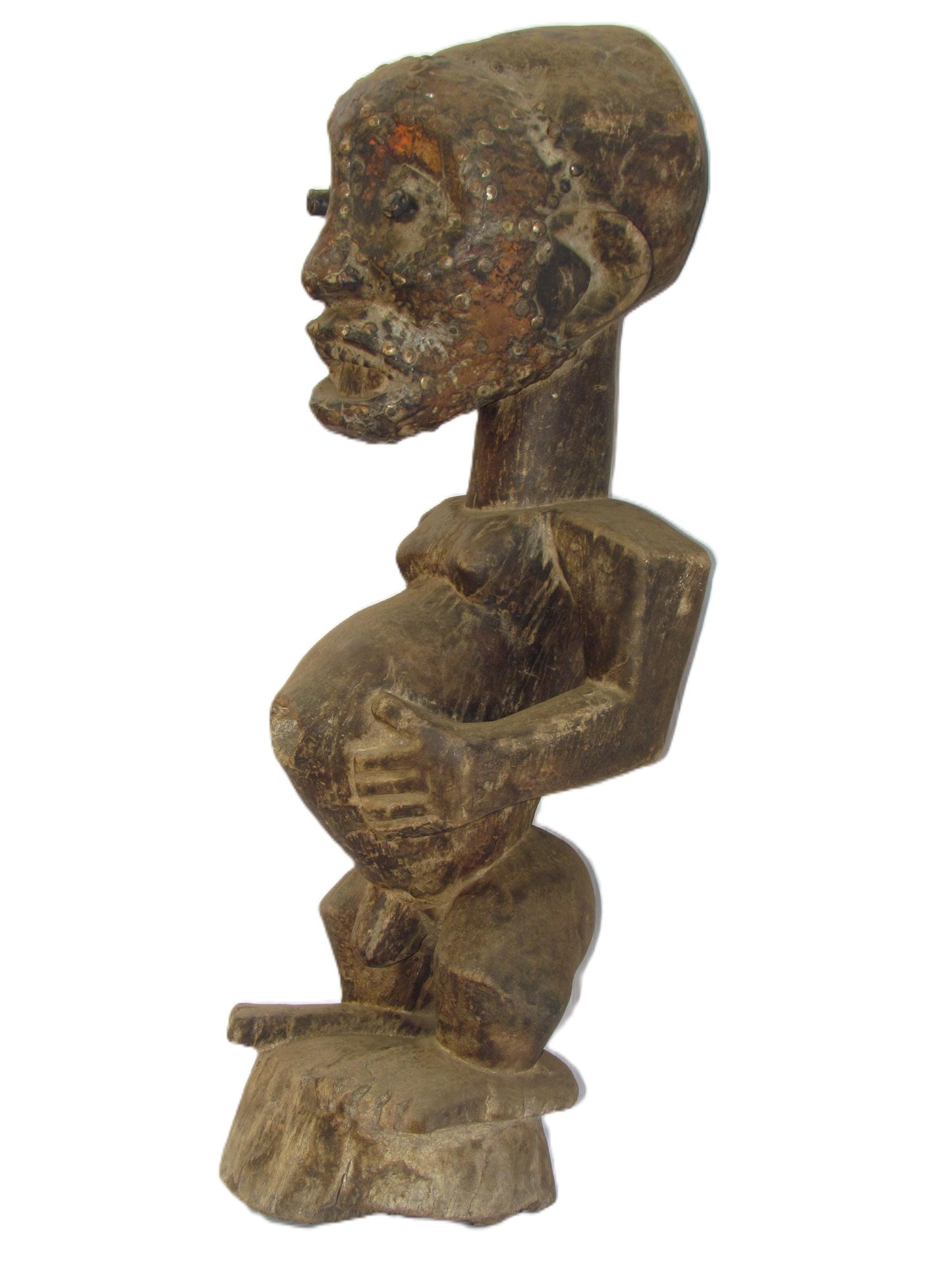 Statue antique extrêmement rare d'un homme africain Songye avec des épingles en argent sur le visage du Congo.
