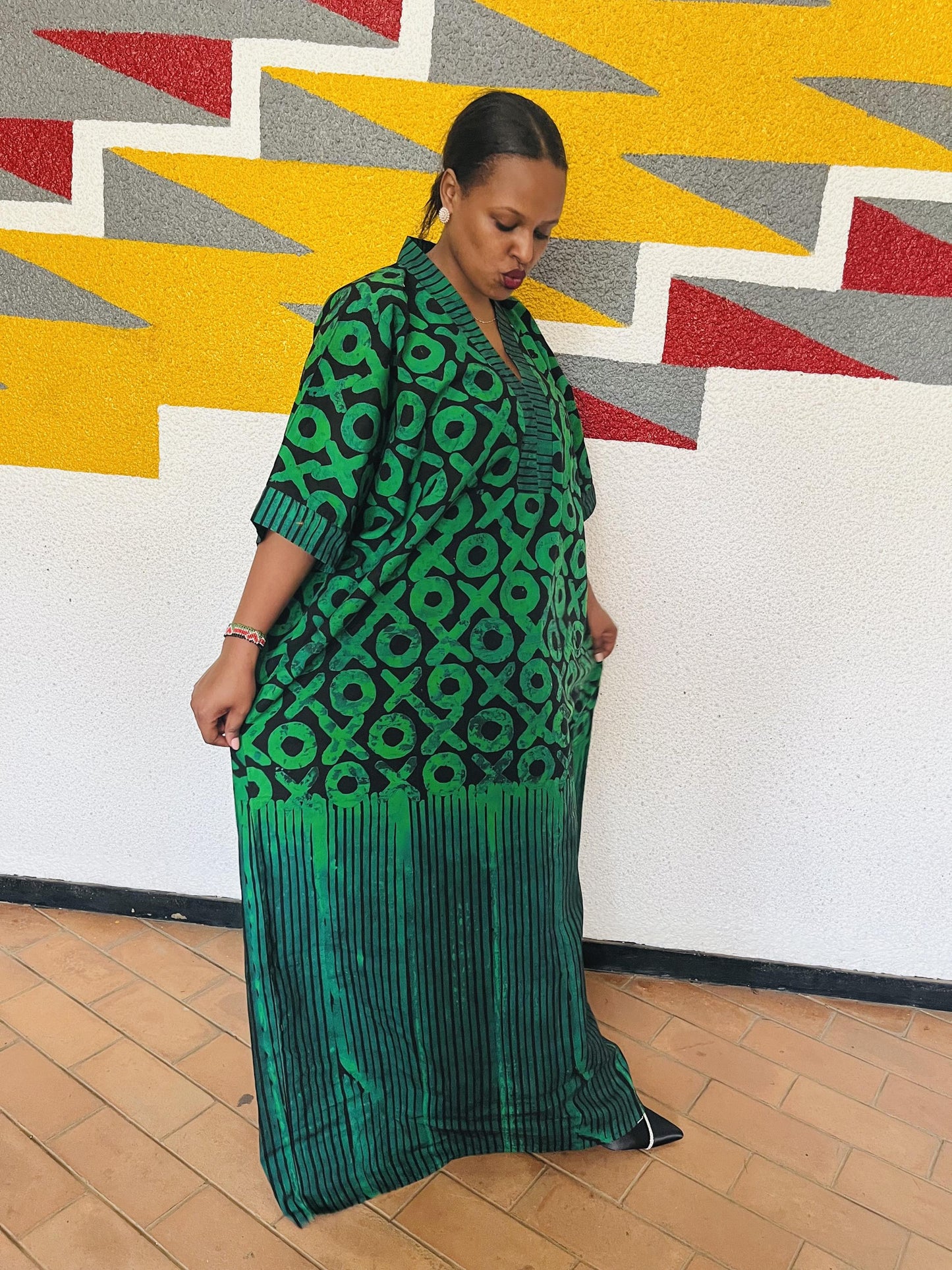 Green & Black Paneled Batik Boubou | Graphic Adire Silk Kaftan, Linear-Hem Maxi
