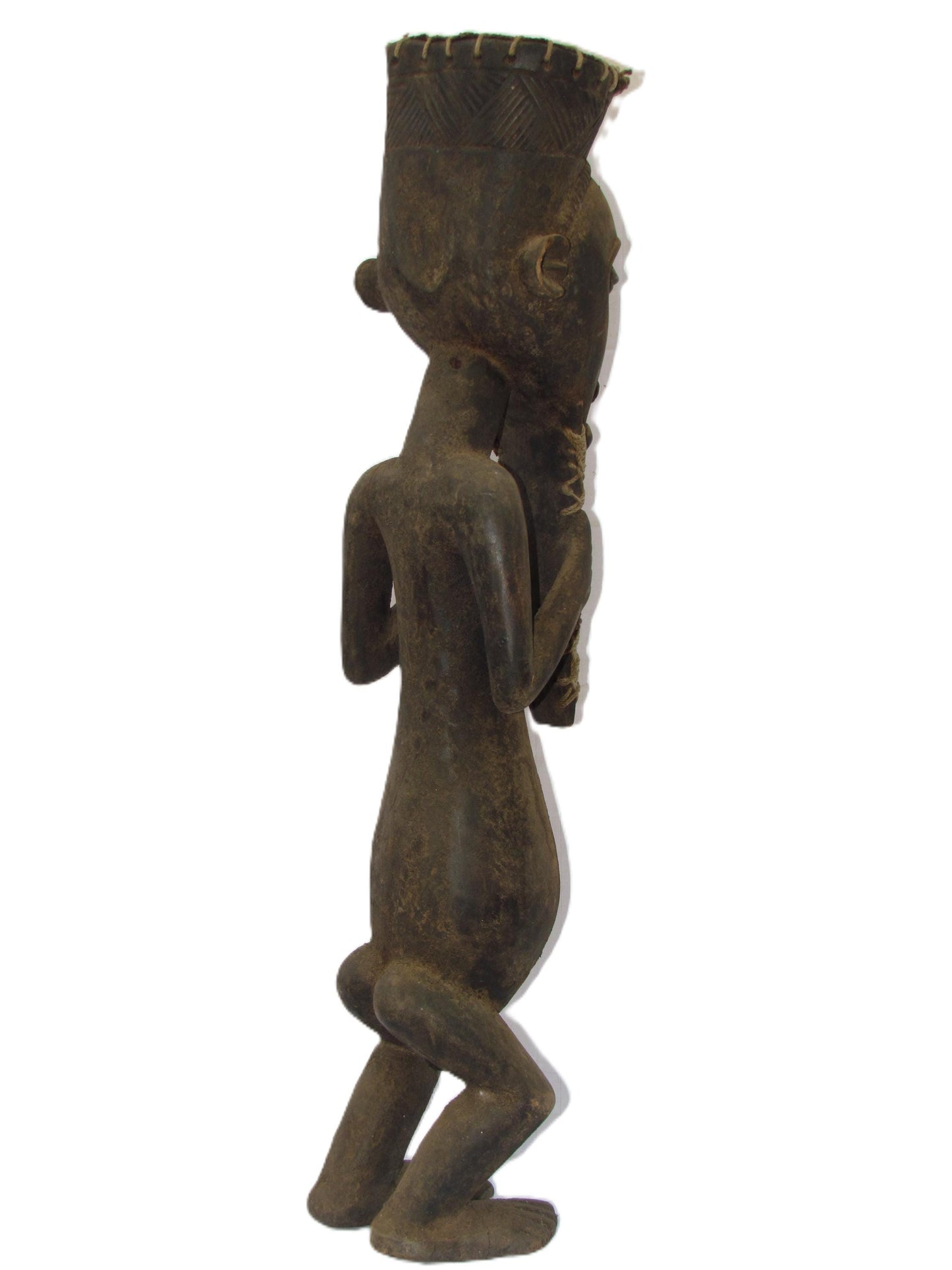 Statue originale primitive en bois sculpté à la main de la tribu Kusu « Homme sage » de la RDC.