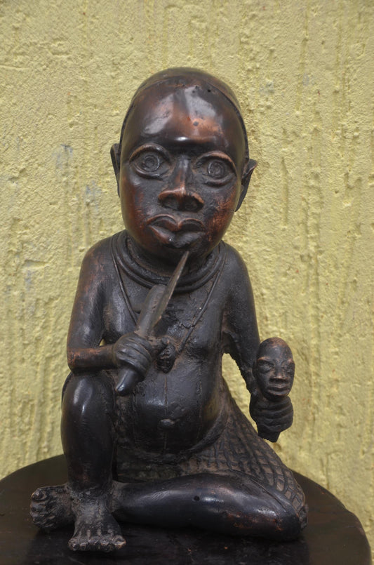 Benin Court Dwarf Statue – 16" Hand-Carved Wood Kingdom Royal Figure – Decor.
