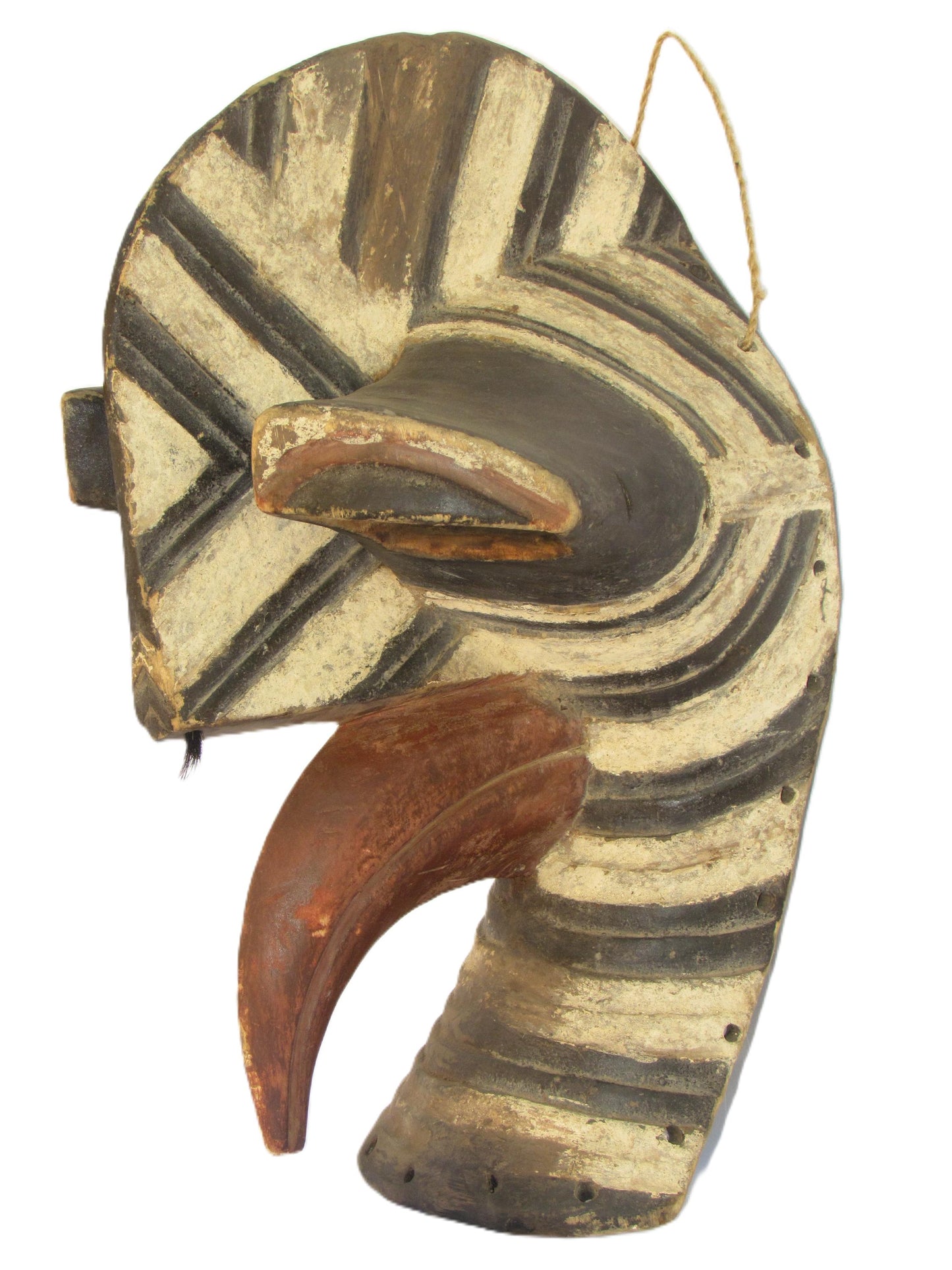 Masque africain en bois sculpté Songye RDC