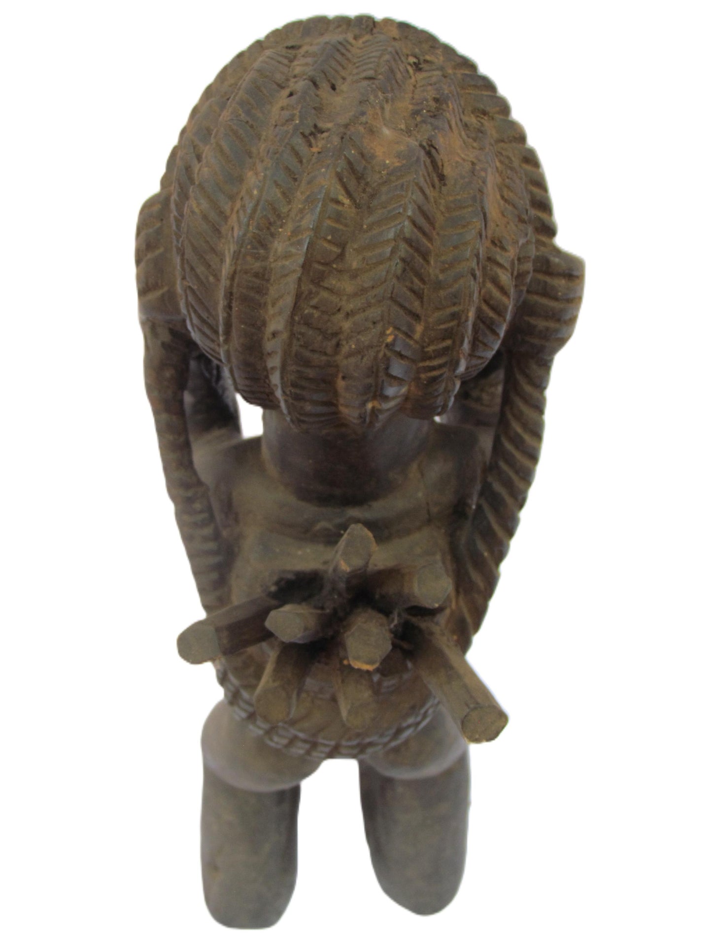 Une œuvre d'art vintage en bois brun faite à la main représentant une mère africaine transportant du bois de chauffage sur son dos