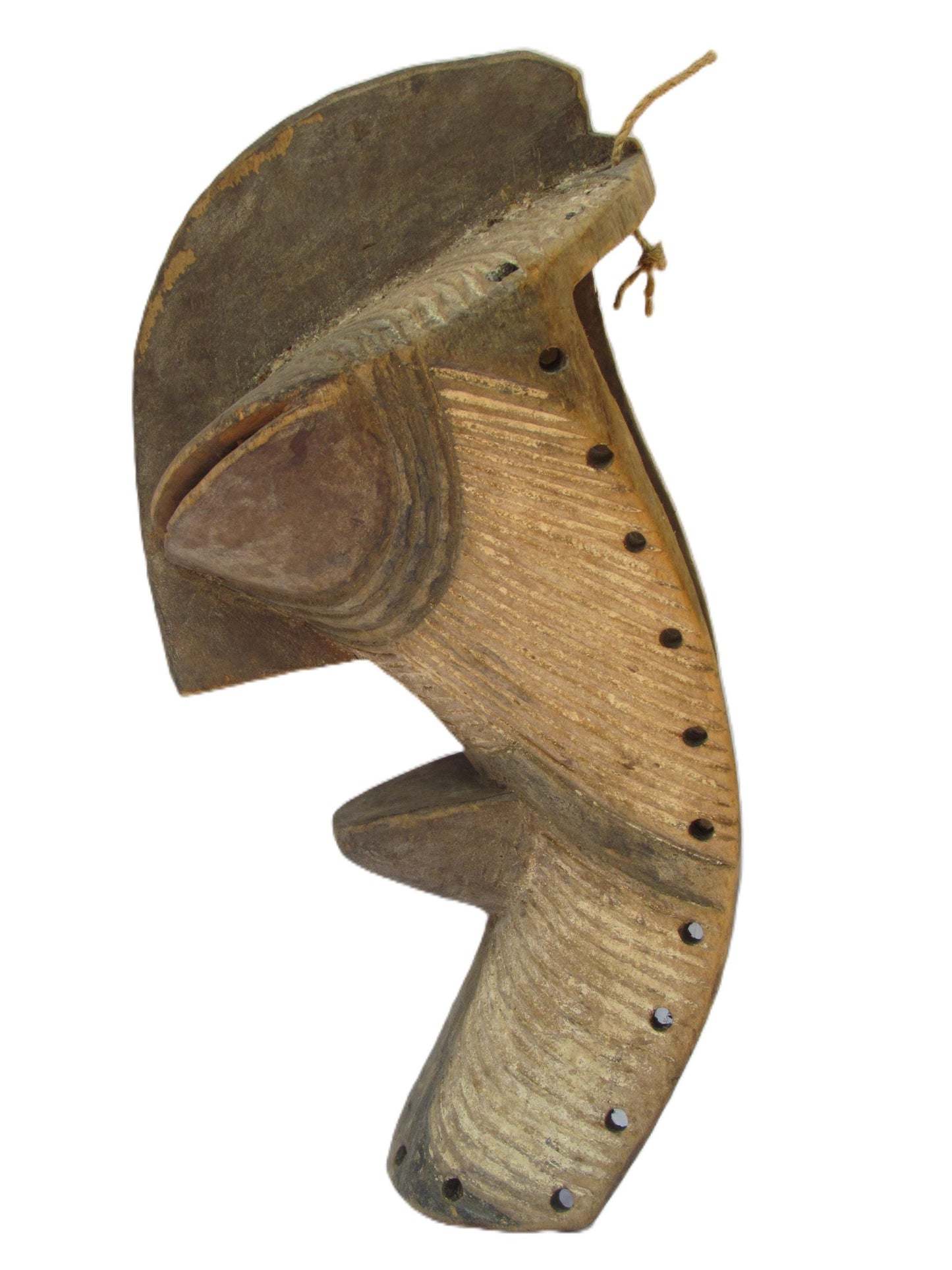 Masque africain en bois sculpté Songye RDC