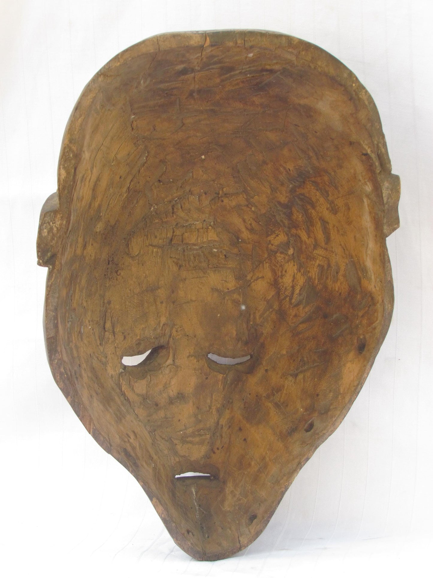 Masques traditionnels africains en bois sculptés à la main, fabriqués à la main en RDC