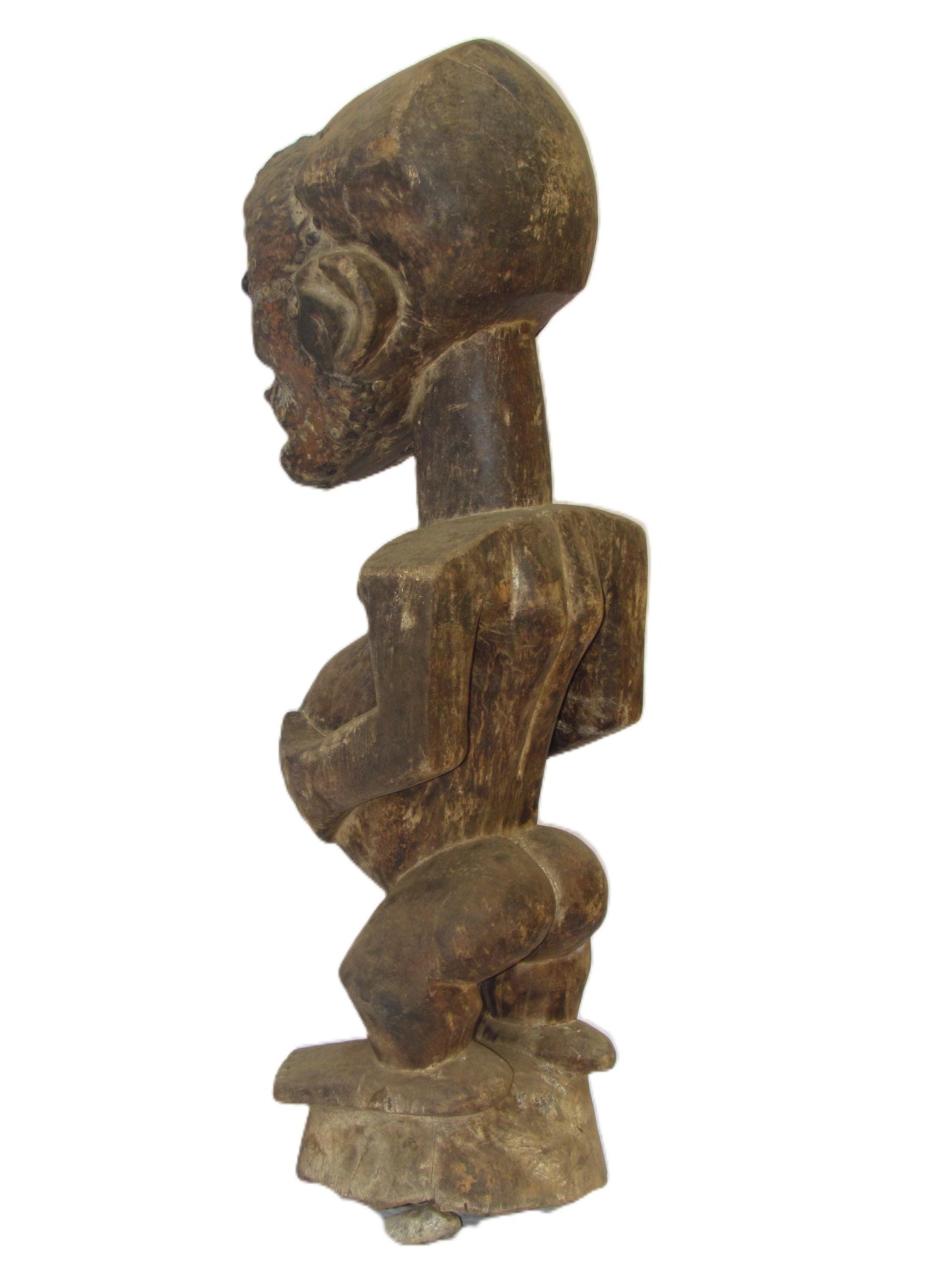 Statue antique extrêmement rare d'un homme africain Songye avec des épingles en argent sur le visage du Congo.