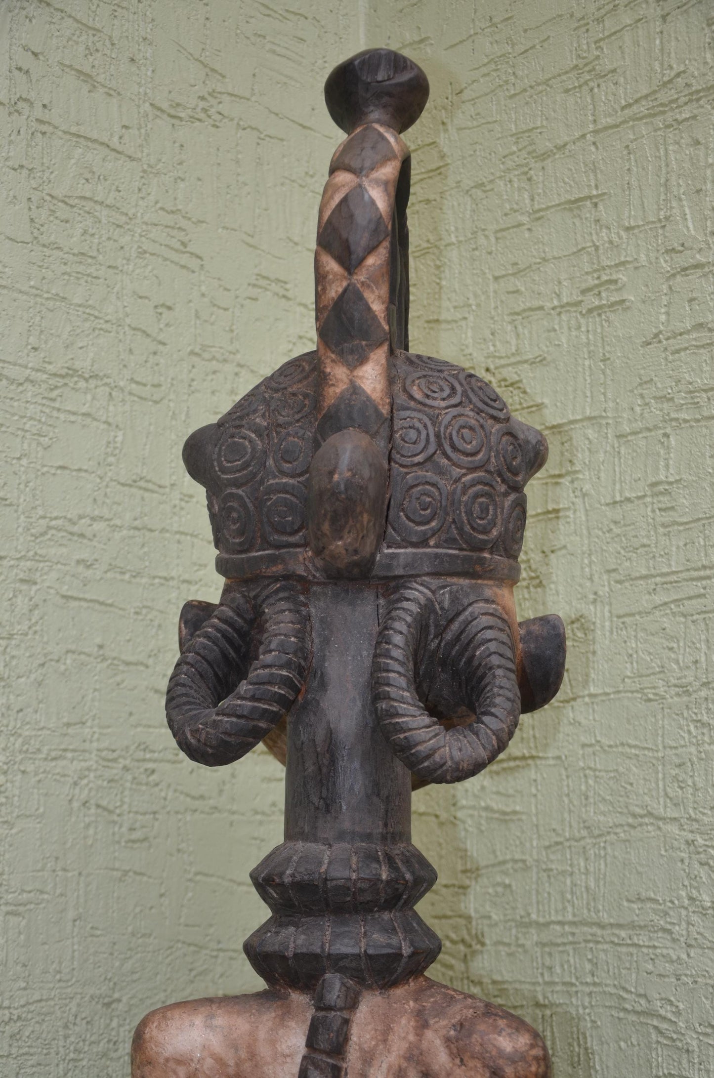 Authentic Idoma Pipe-Smoker Shrine Figure | Nigerian Tribal Art