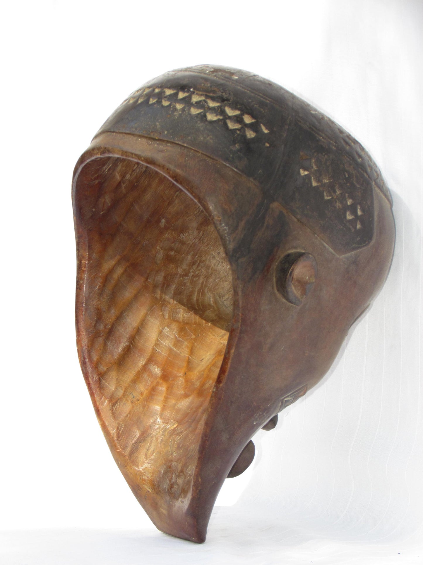 Masques muraux traditionnels africains en bois sculptés à la main, de la RDC