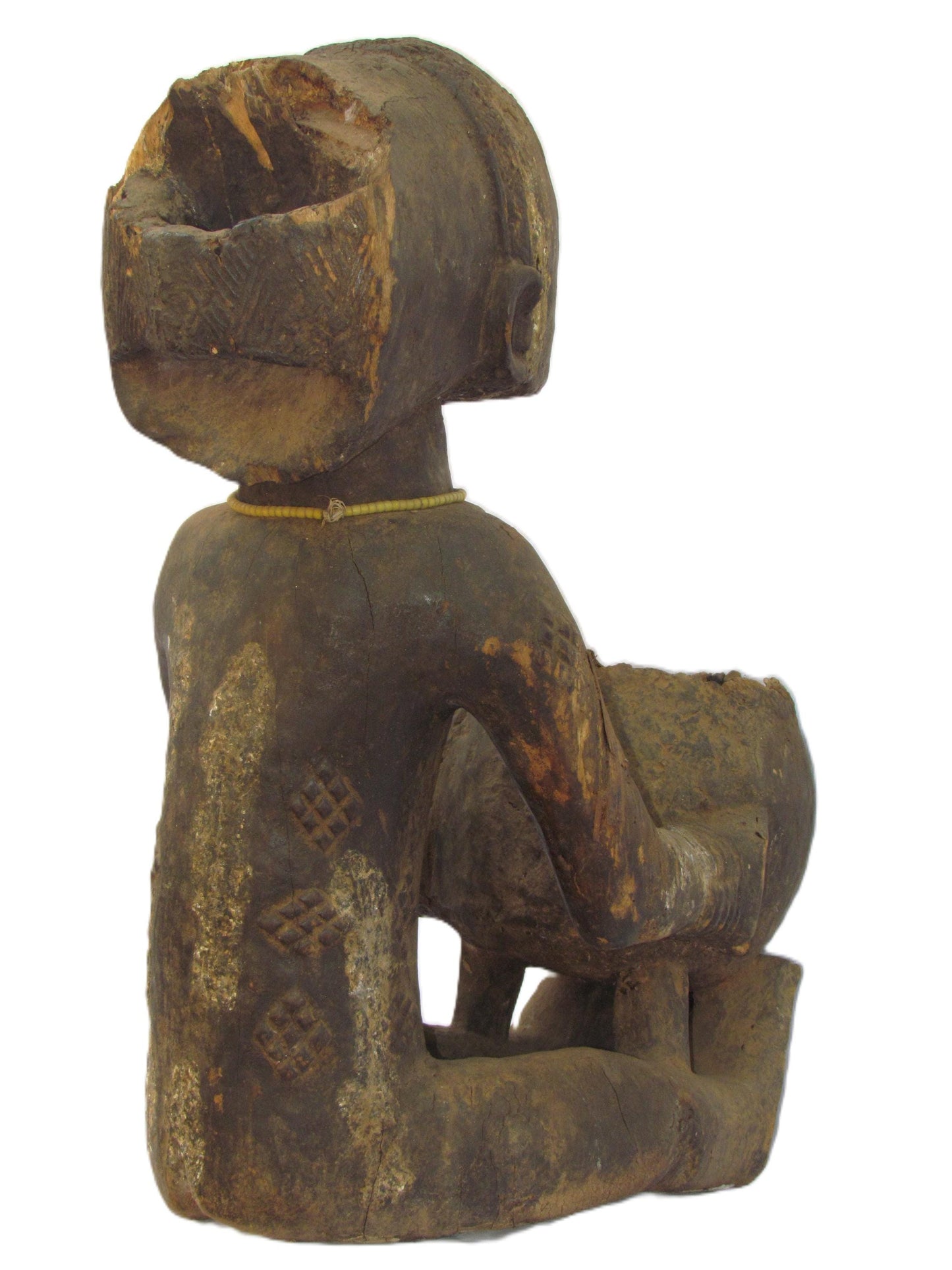 Ancienne porteuse de bol assise (Mboko) Luba, République démocratique du Congo Bois,