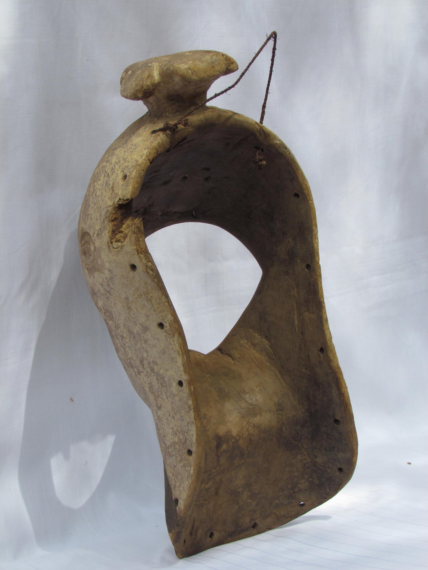 Masques traditionnels africains en bois sculptés à la main, fabriqués à la main en RDC