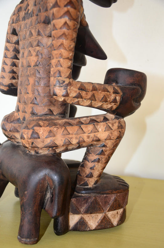 Yoruba Olumeye Offering Bowl – 25" Figural Wood Carving – Nigeria Tribal Art