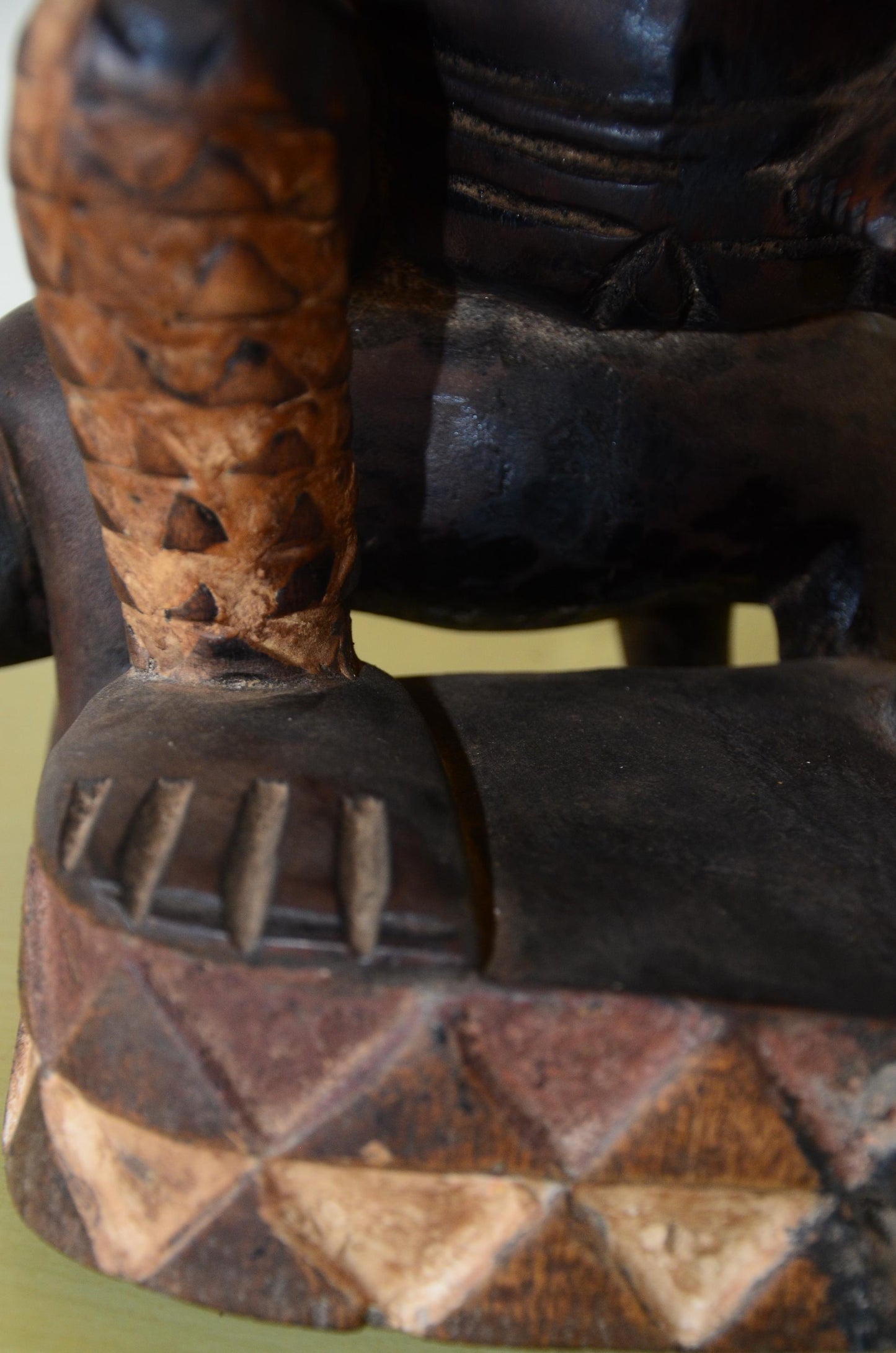 Yoruba Olumeye Offering Bowl – 25" Figural Wood Carving – Nigeria Tribal Art