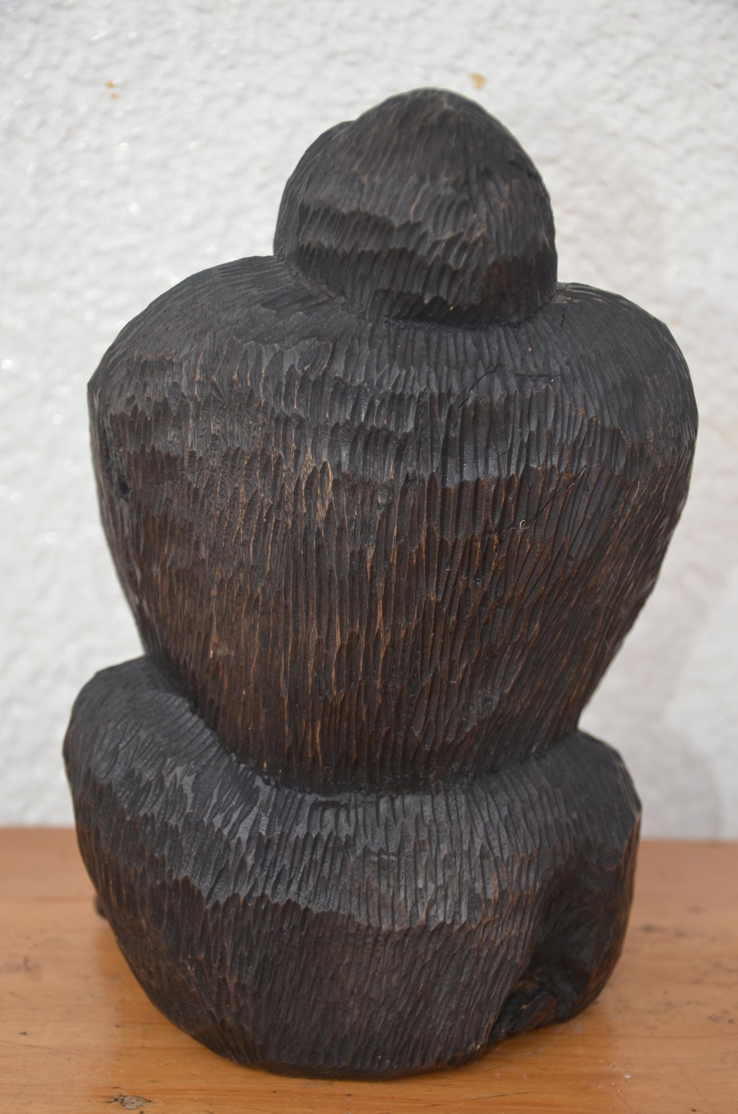 Rwandan Volcano's Gorilla with Baby – 12" Hand-Carved Wood – Mountain Gorilla Art