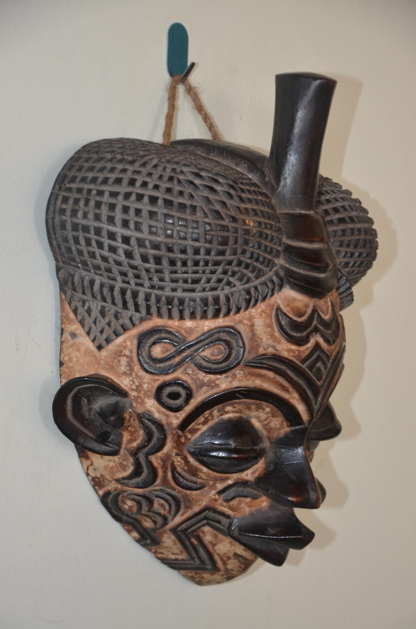 Lulua Tribal Mask – 15" Hand-Carved Wood – Congo Bena Lulua Wall Art