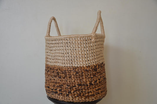 Hand-Woven Sisal Basket – Two-Tone Natural Fiber Storage Tote Organizer