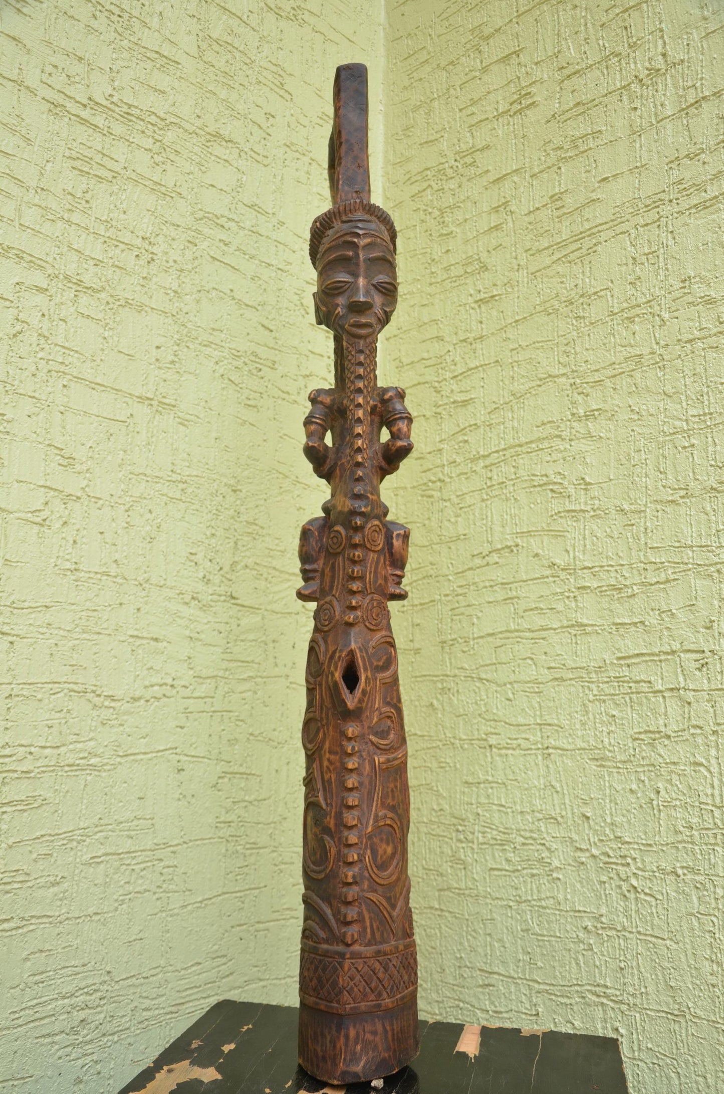 Lulua Signaling Horn â€“ 42" Large Hand-Carved Wood Prestige Instrument â€“ Art.