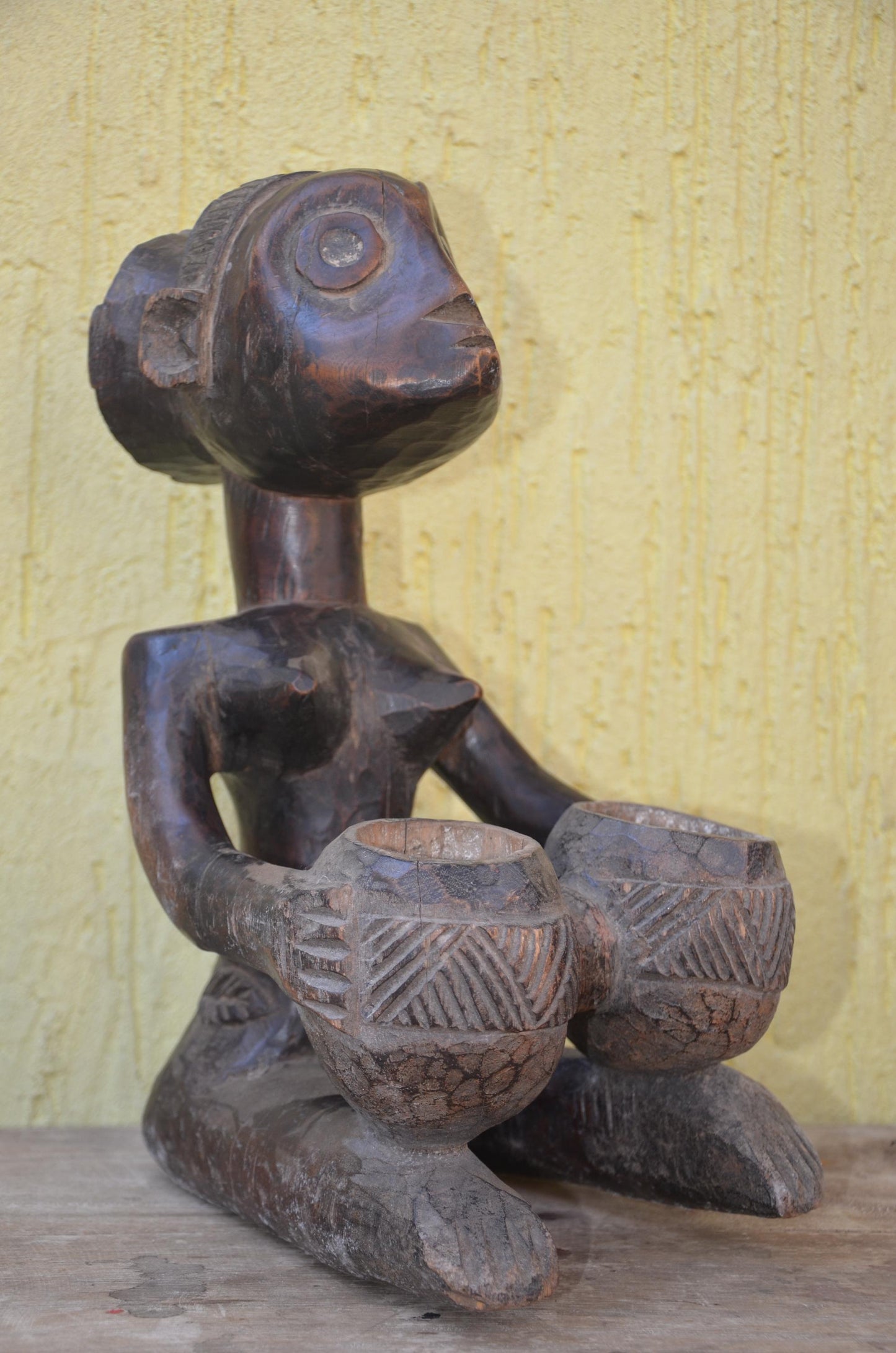 Luba Bowl Bearer Mboko – 14" Congo Hand-Carved Wood Statue – Tribal Decor