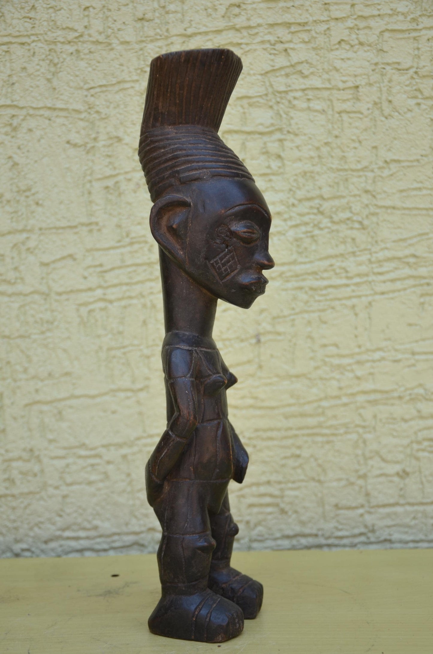 Authentic Mangbetu Female Figure | Congolese Art