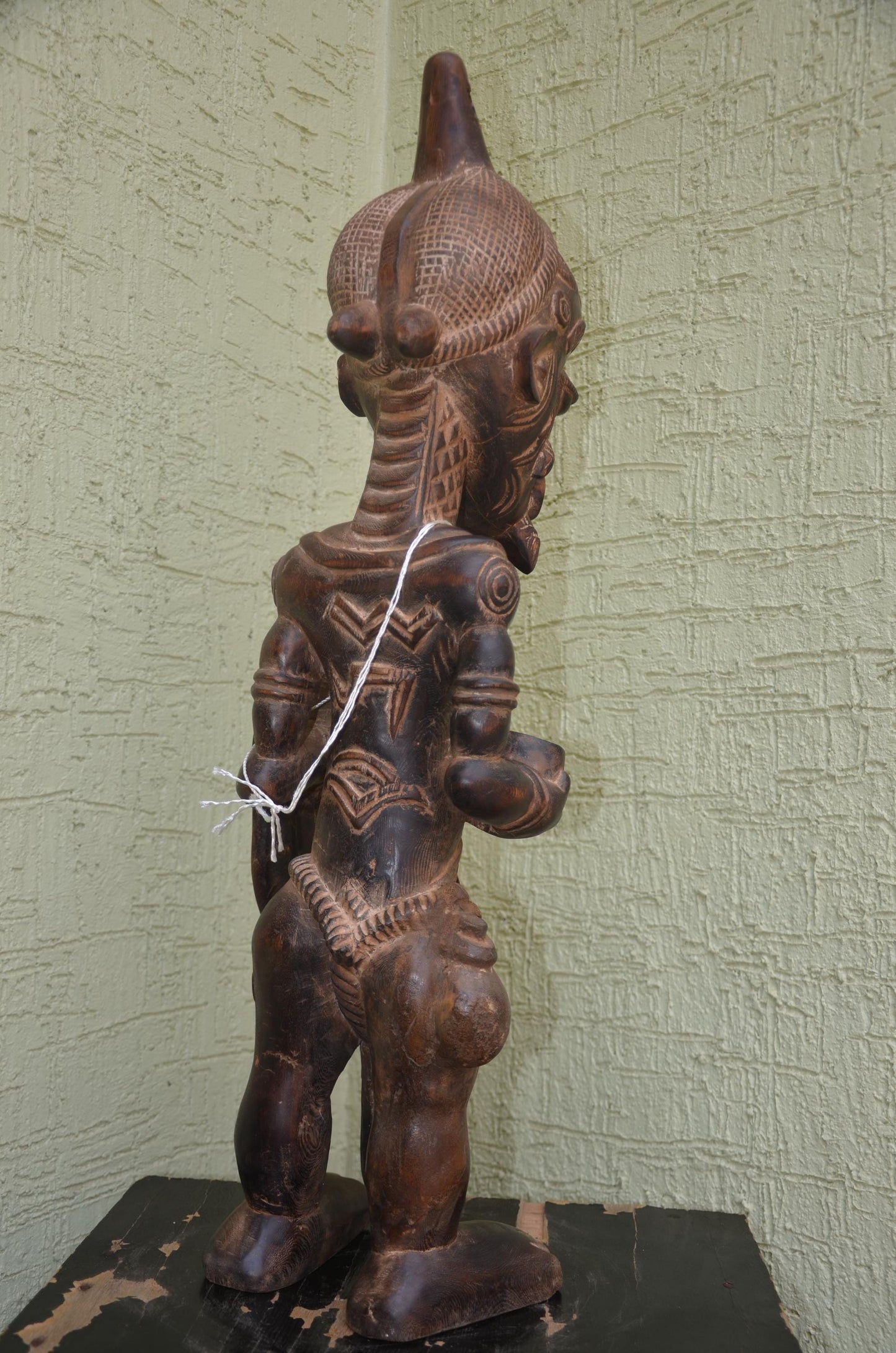 Bena Lulua War Chief â€“ 31" Hand-Carved Wood Ancestor Warrior â€“ Tribal Art.