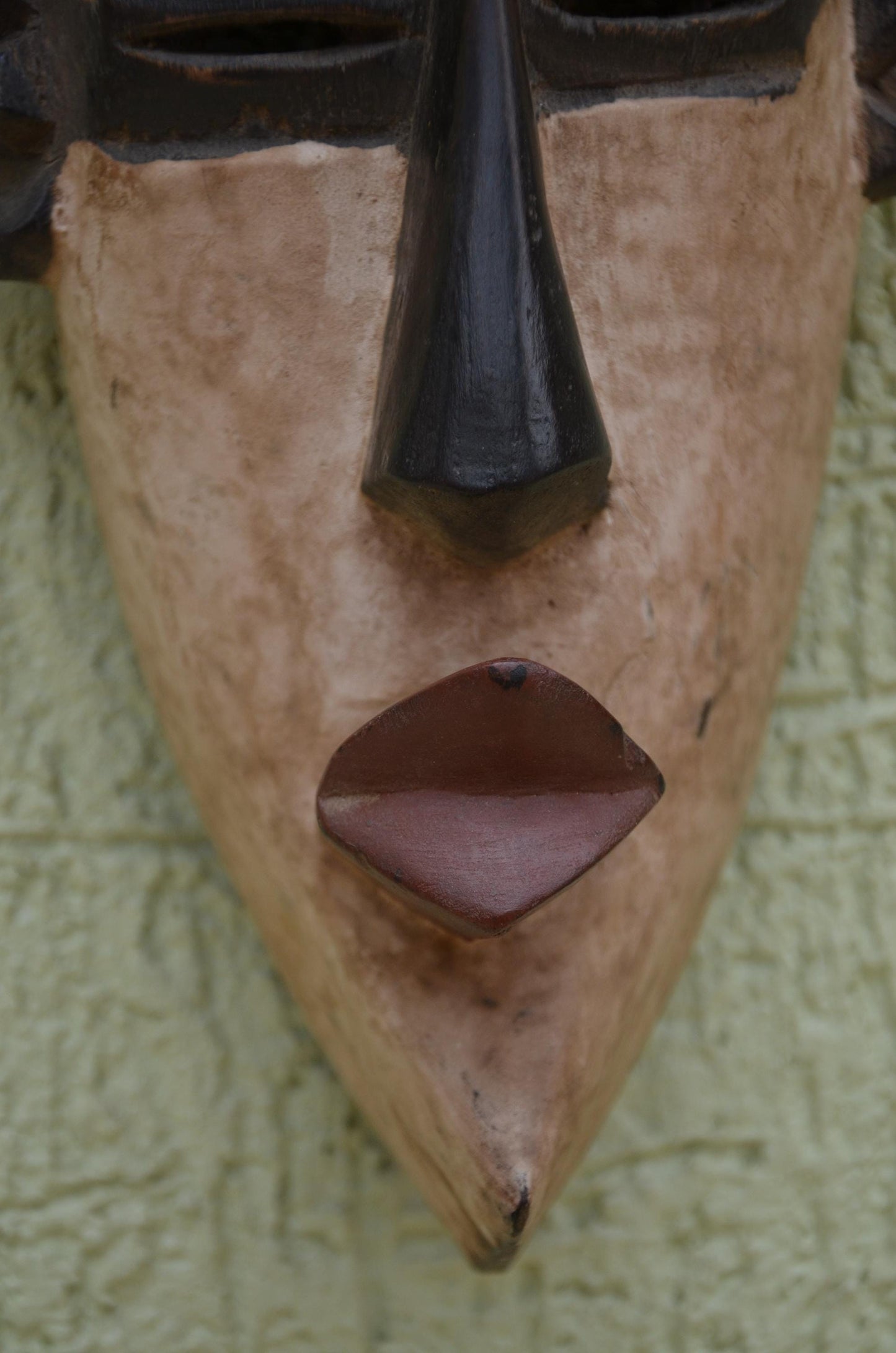 Lwalwa Mask | African Wooden Tribal Art