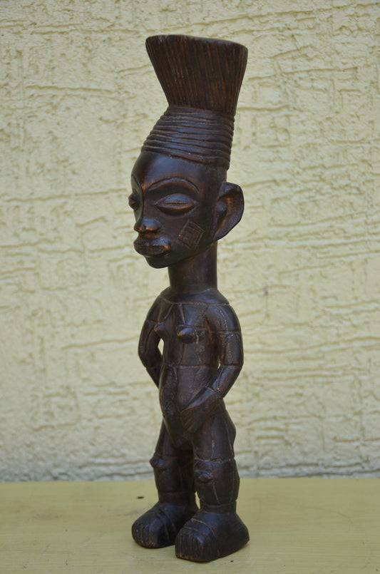 Authentic Mangbetu Female Figure | Congolese Art