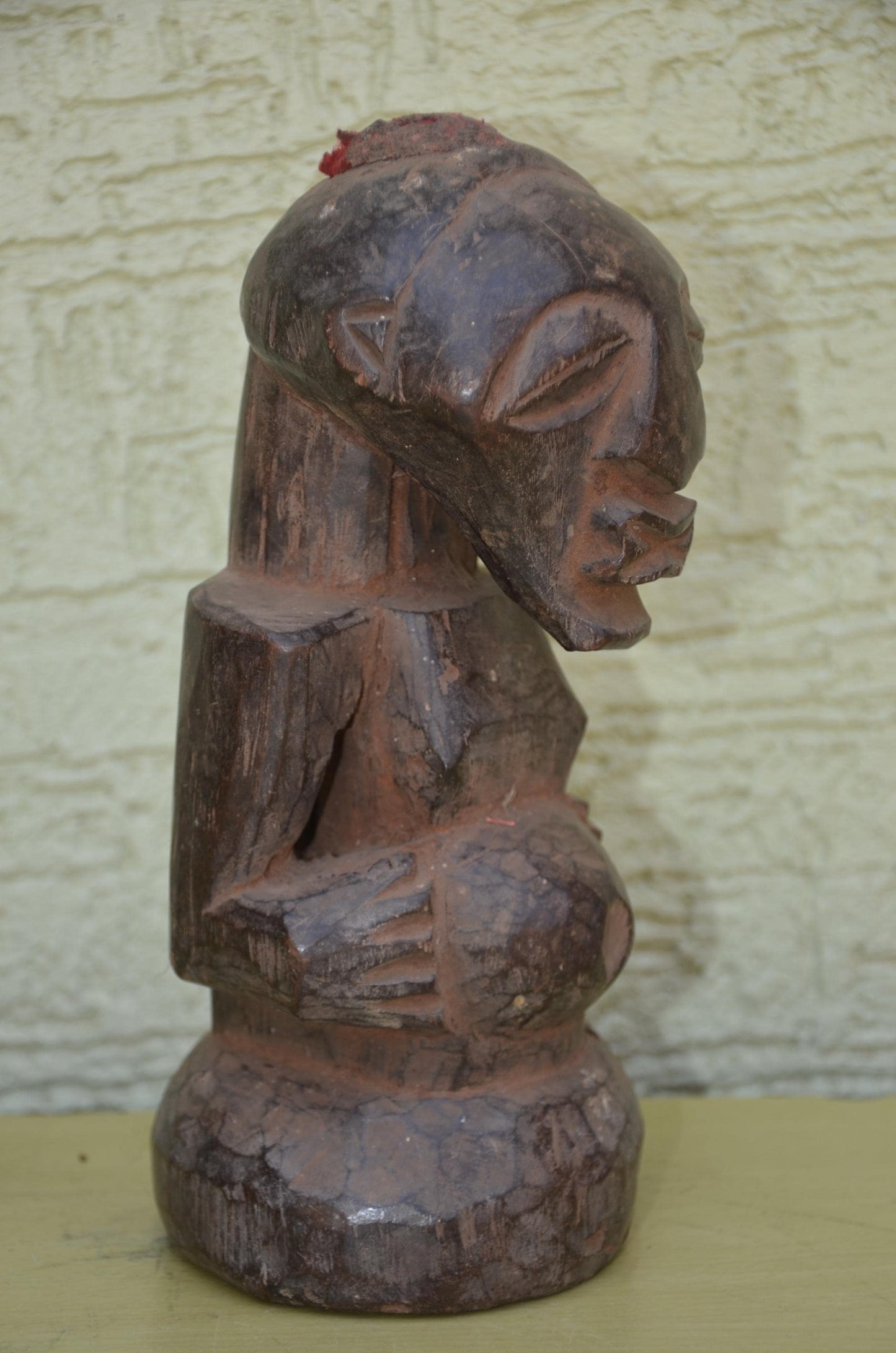 Authentic Luba Female Bowl Bearer Figure | Congolese Art