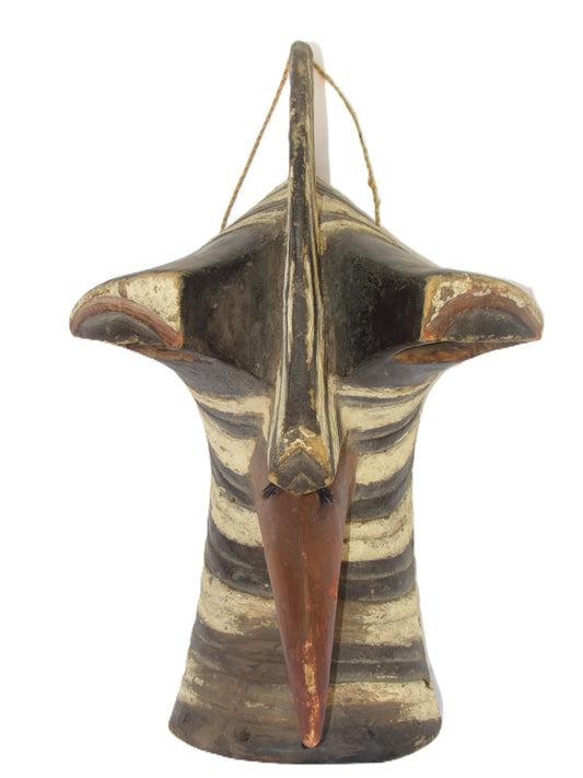 Masque africain en bois sculpté Songye RDC