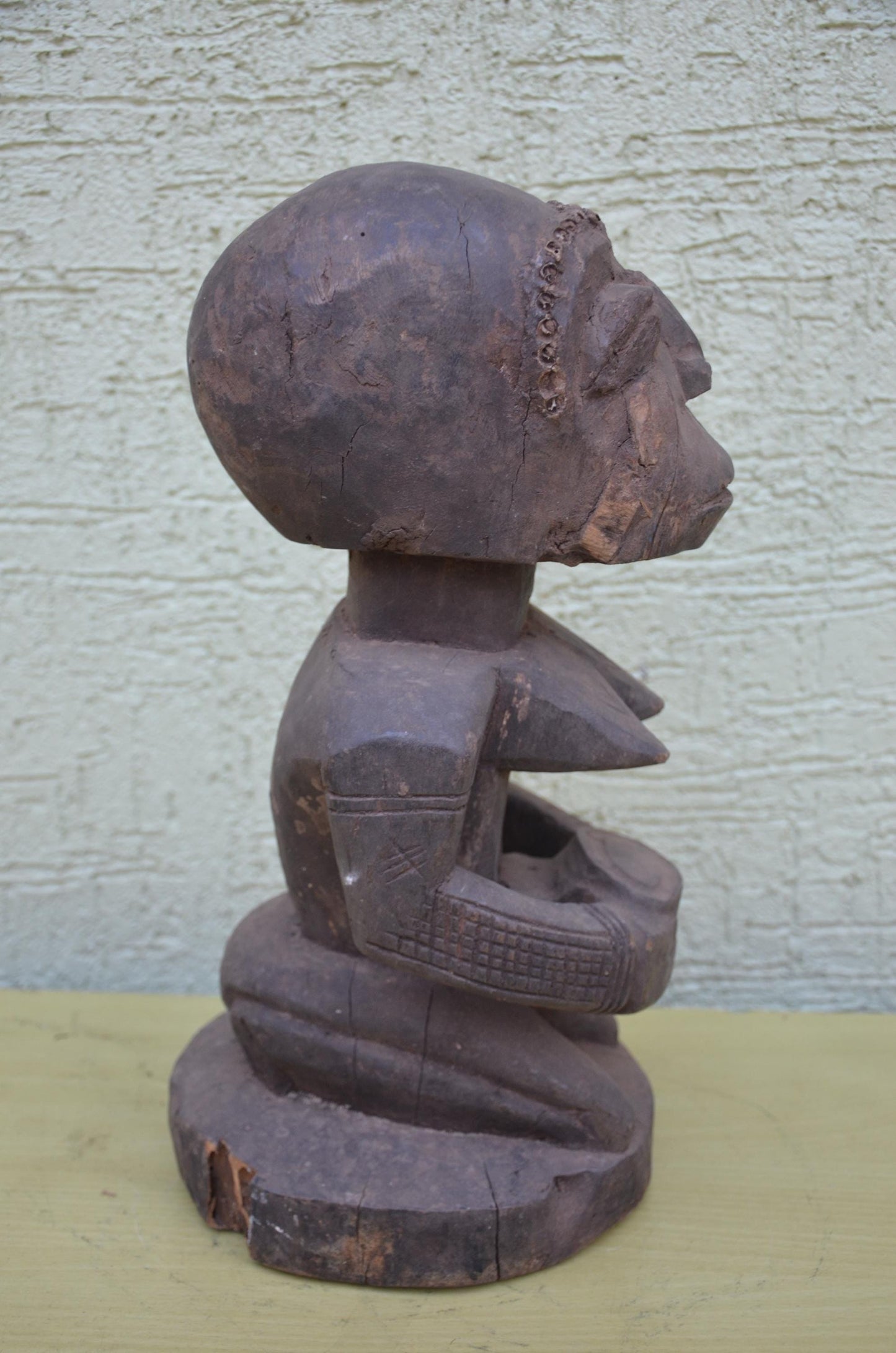 Luba Female Bowl Bearer Figure | DRC Ethnographic Art