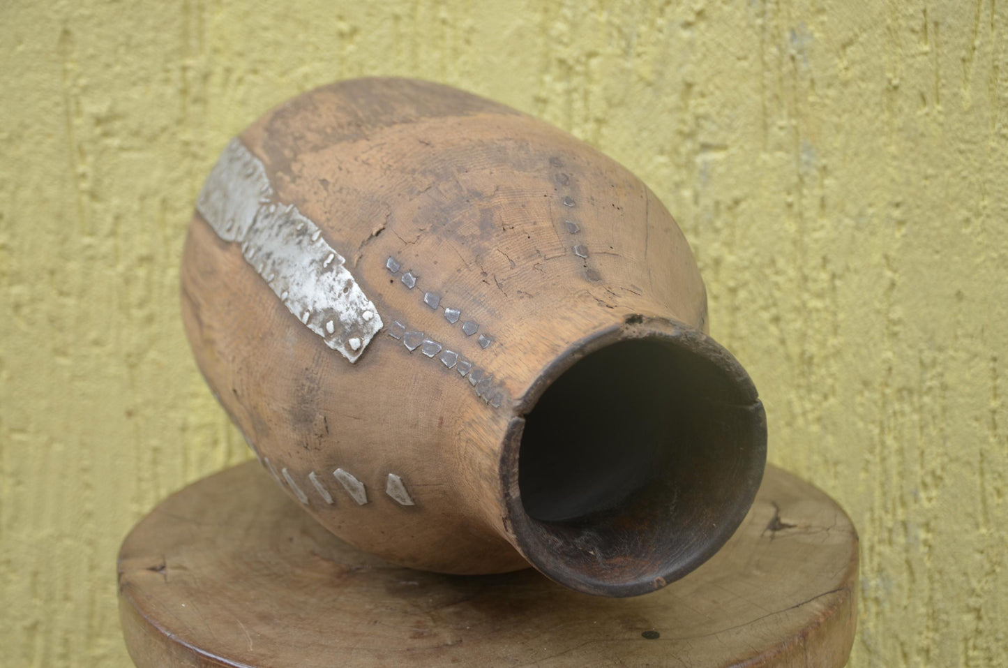 Authentic Rwandan Milk Vessel | Traditional Icyansi | Hand-Carved Wood