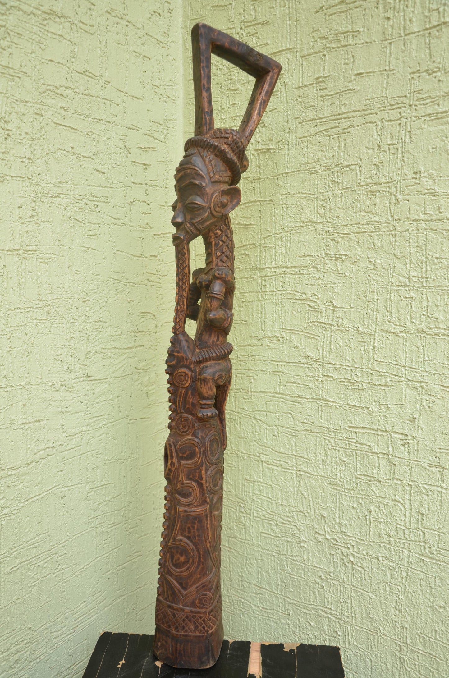 Lulua Signaling Horn â€“ 42" Large Hand-Carved Wood Prestige Instrument â€“ Art.