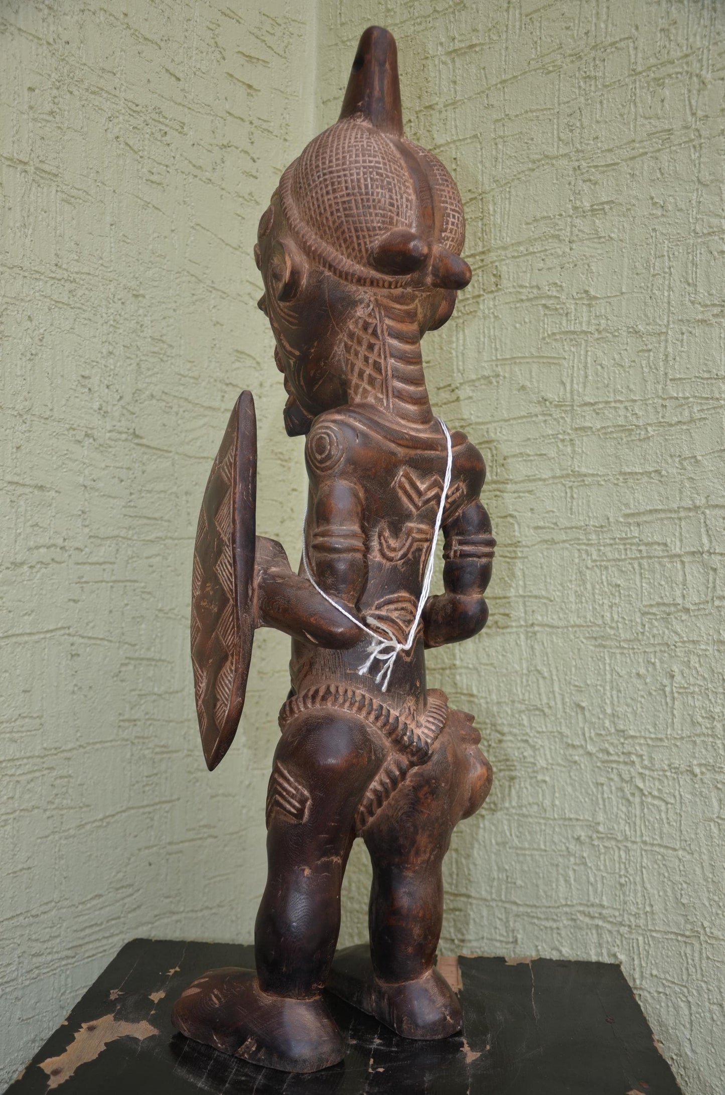 Bena Lulua War Chief â€“ 31" Hand-Carved Wood Ancestor Warrior â€“ Tribal Art.