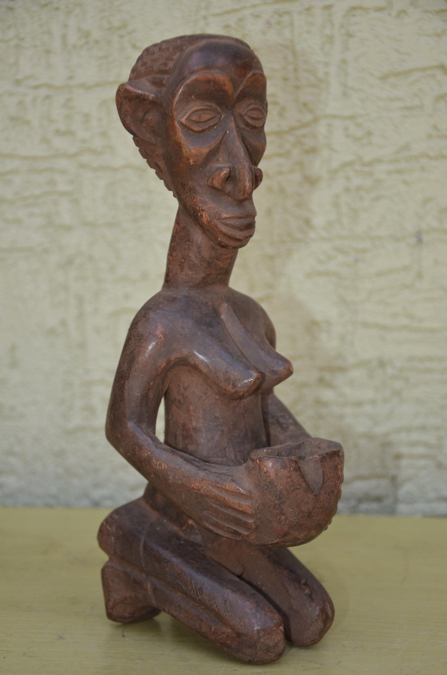 Authentic Luba Mboko Bowl Bearer Figure | Congolese Art