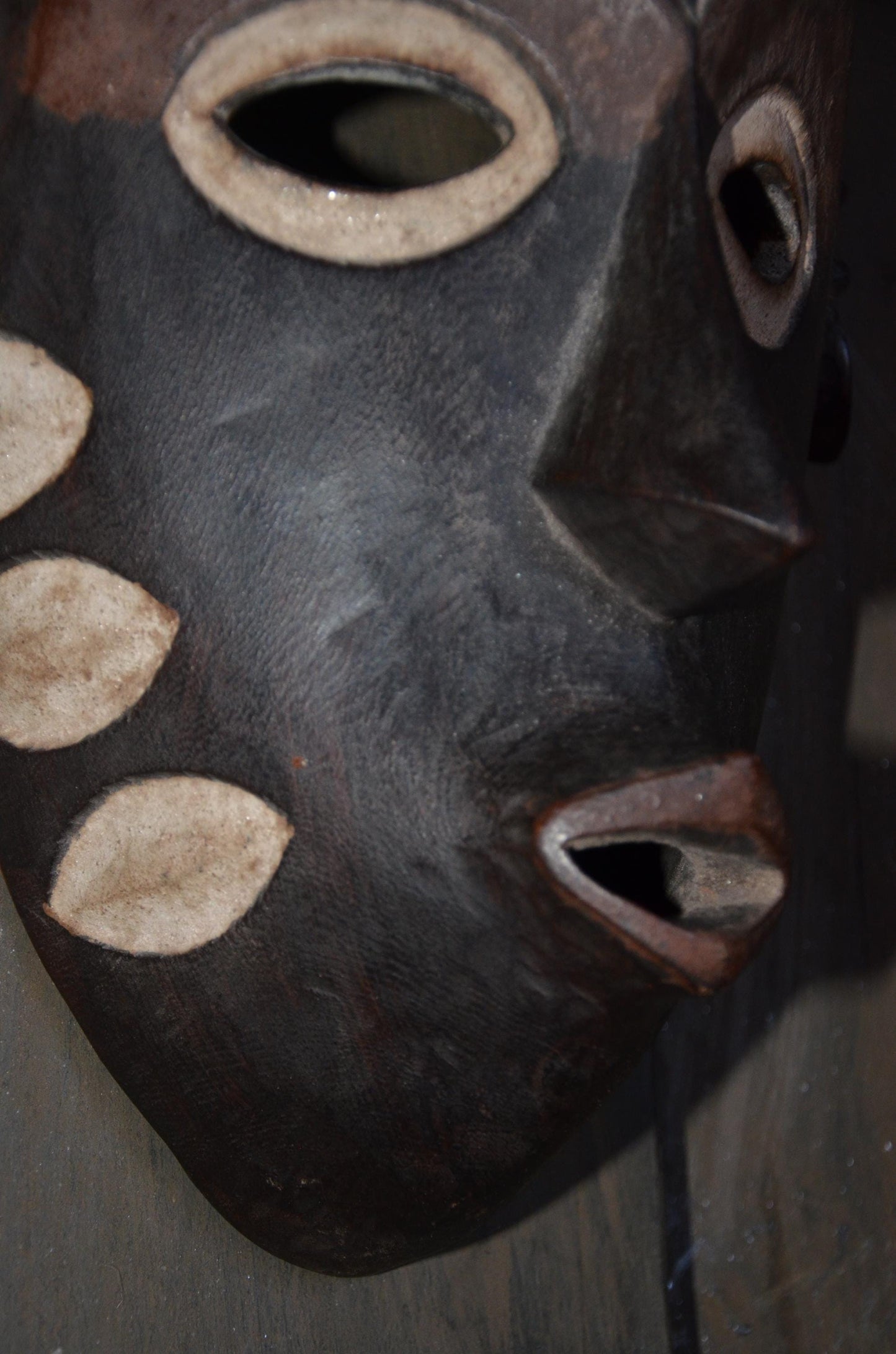 Chokwe Mwana Pwo Mask – 21" Hand-Carved Wood Wall Art – Congo Tribal Decor