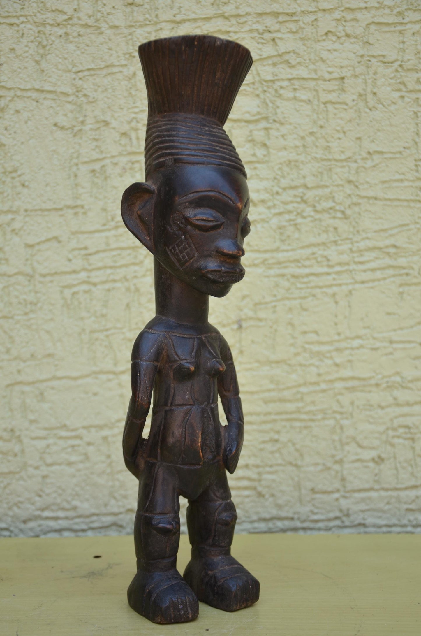 Authentic Mangbetu Female Figure | Congolese Art