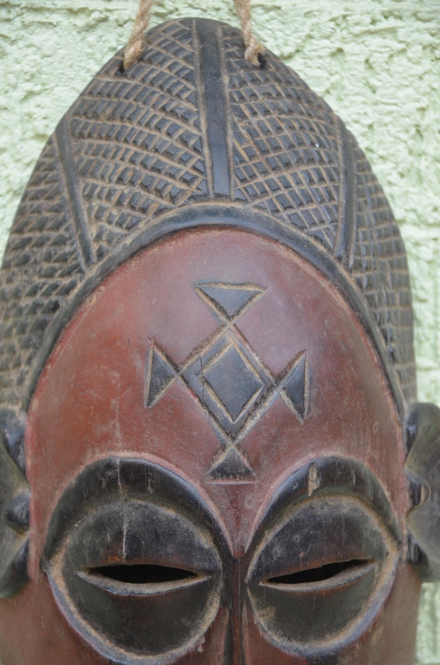 Senufo Kpeliye'e Mask | Hand-Carved African Hardwood Ancestor Sculpture, Angola Heritage Wall Art