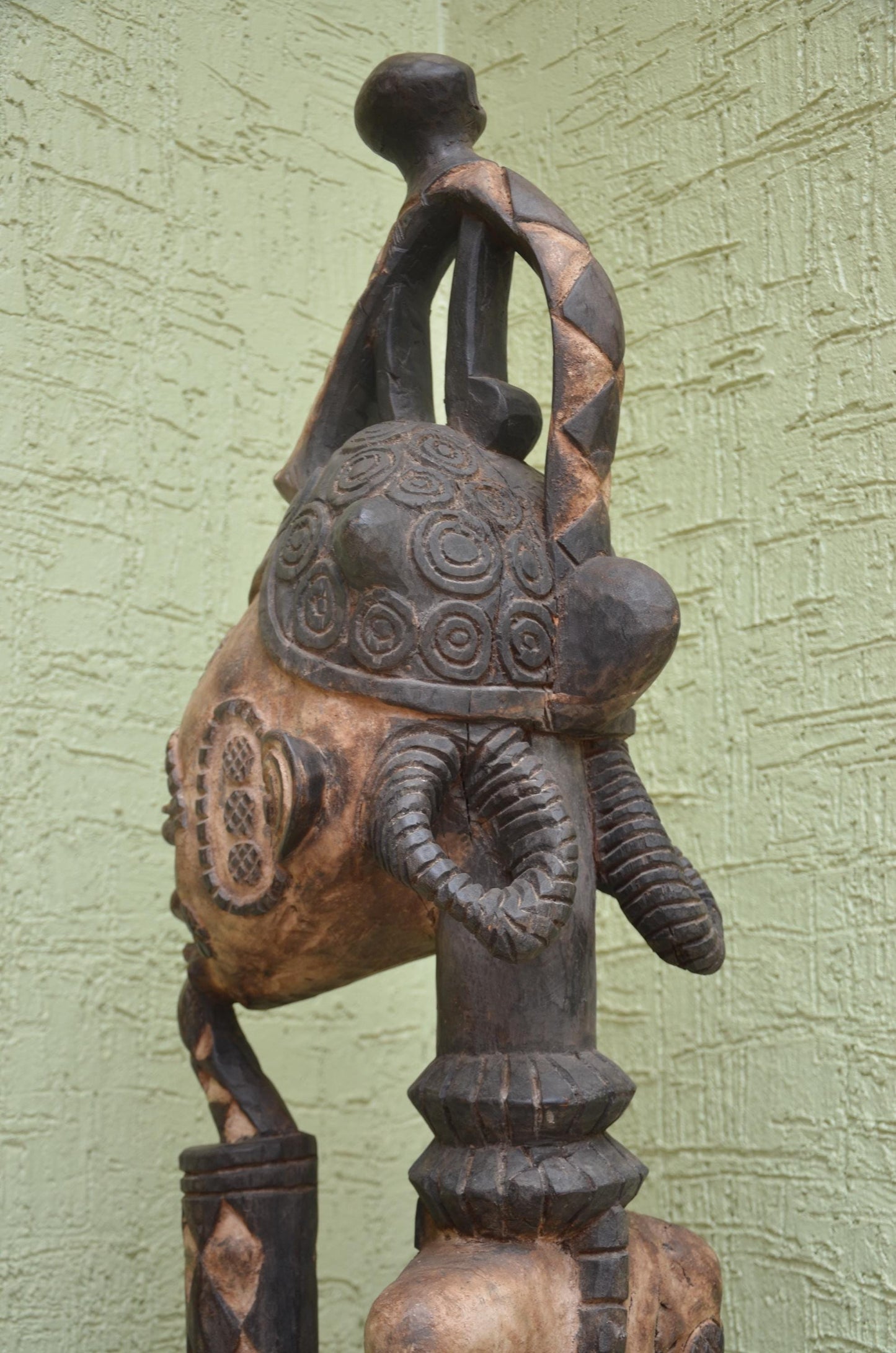 Authentic Idoma Pipe-Smoker Shrine Figure | Nigerian Tribal Art