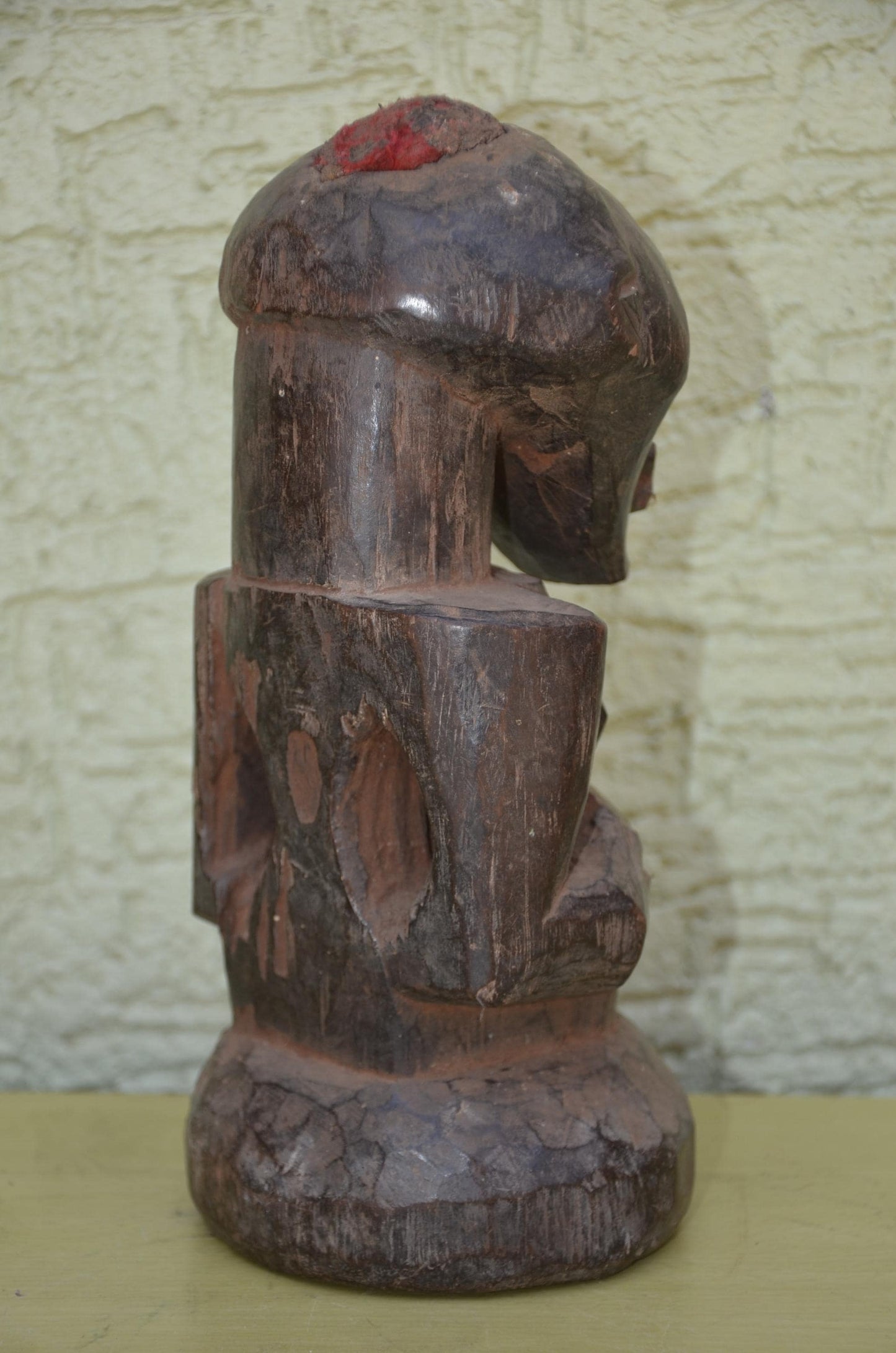 Authentic Luba Female Bowl Bearer Figure | Congolese Art