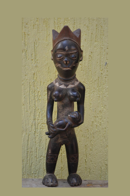 Baule Maternity Statue – 19" Hand-Carved Wood Mother & Child – Ivory Coast