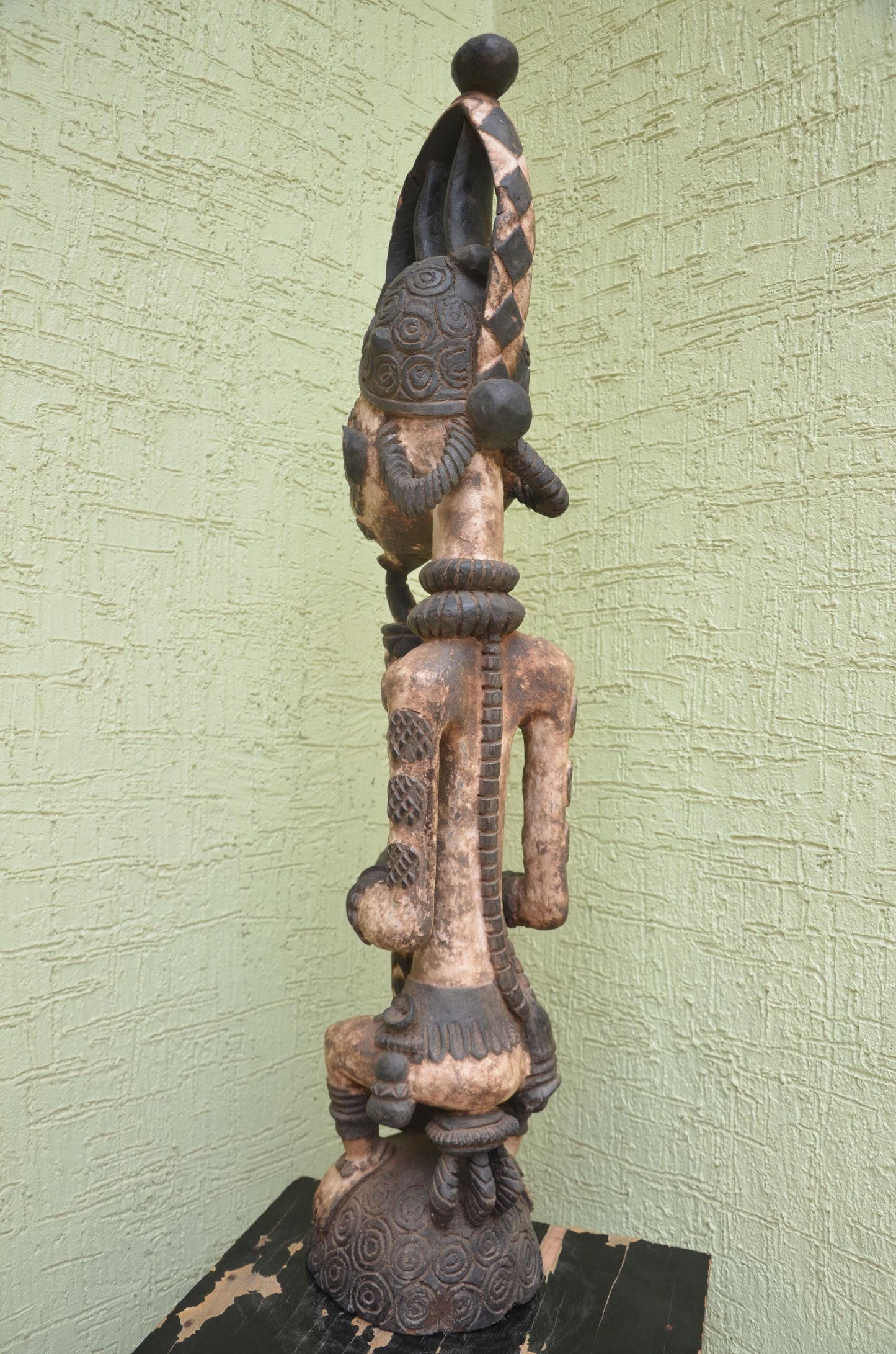 Authentic Idoma Pipe-Smoker Shrine Figure | Nigerian Tribal Art