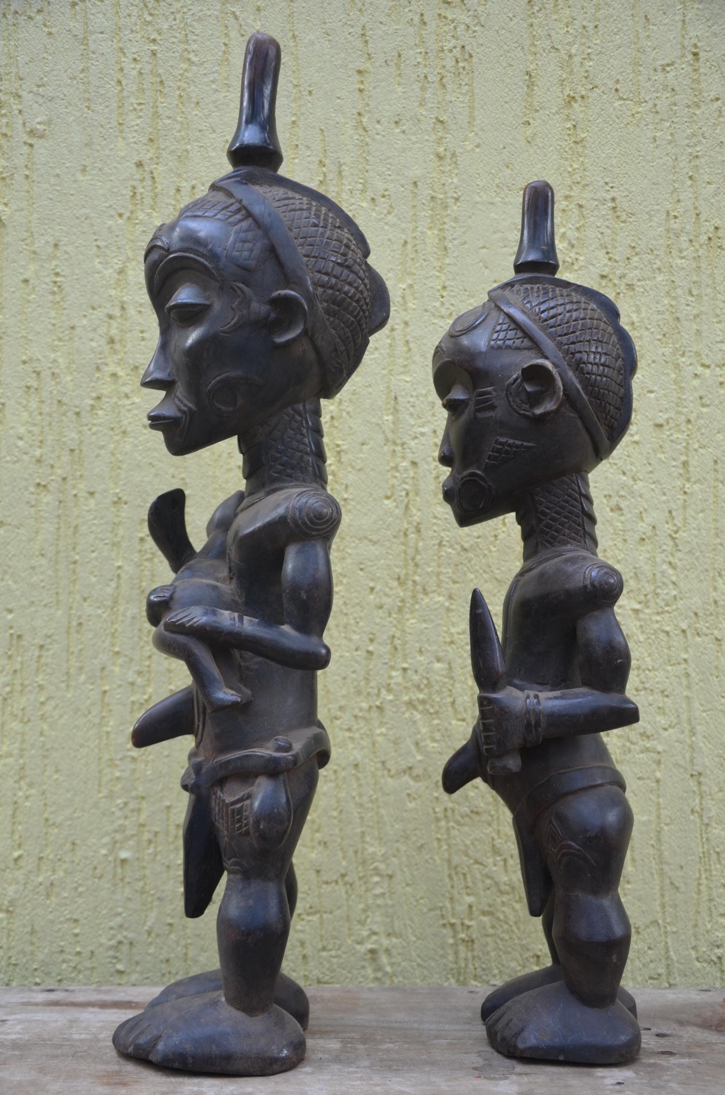 Bena Lulua Couple Figures – 29" Hand-Carved Wood Congo Statues – Tribal Art.