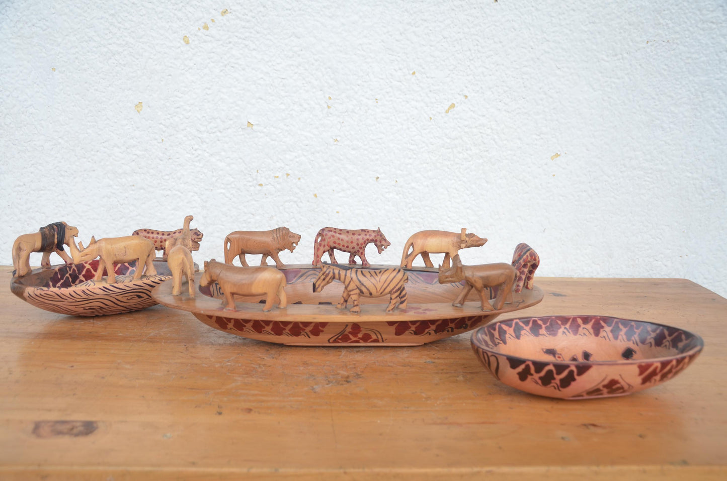Hand-Carved Wildlife Wooden Fruit Bowl Set | Artisan African Decorative Bowls
