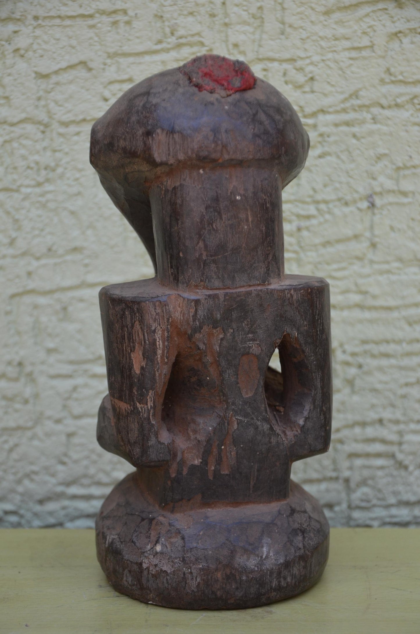 Authentic Luba Female Bowl Bearer Figure | Congolese Art