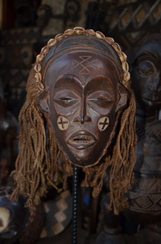 Chokwe Pwo Mask – 14" Hand-Carved Wood Female Spirit Mask – Tribal Wall Art