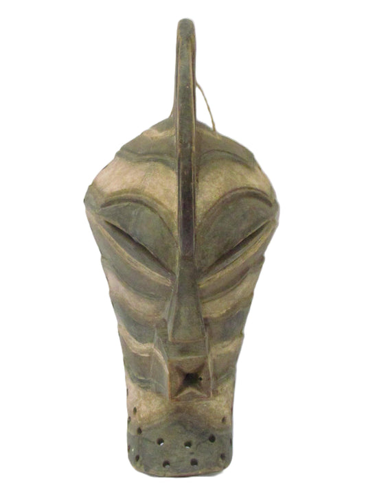 Un millésime de masque Songye, République démocratique du Congo et Zambie, art tribal d'Afrique centrale.