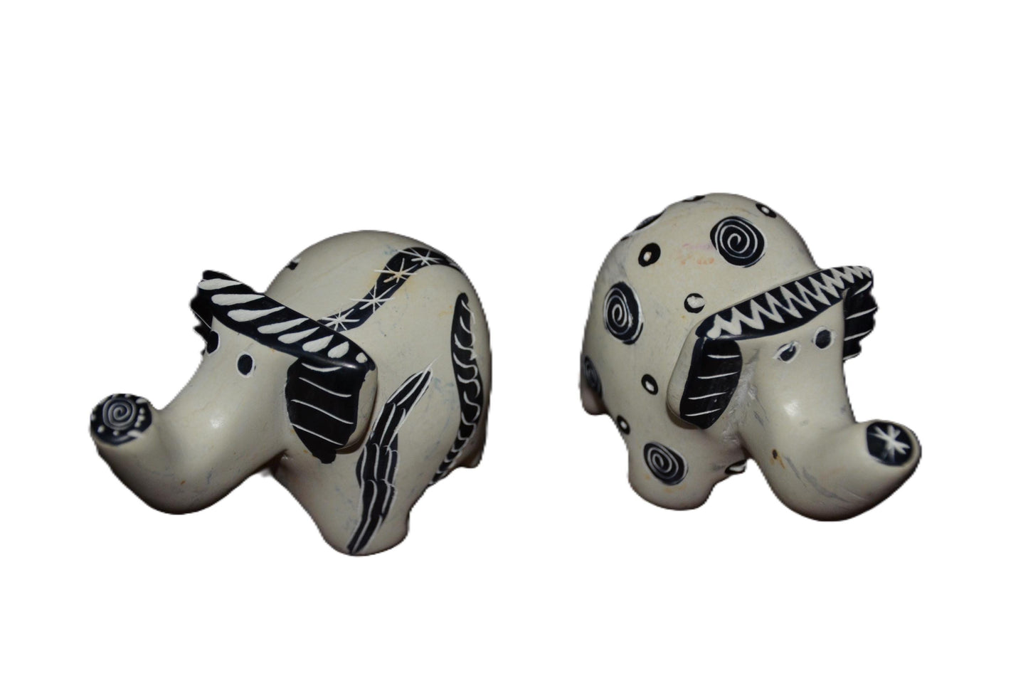 Set of 2 Soapstone Elephant Figurines Hand Carved Kenyan Animal Statue Cream Black Modern Boho Shelf Decor Elephant Lover Gift Art