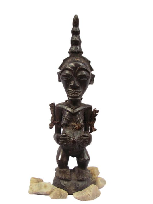 Figure masculine Songye – Sculpture tribale sculptée à la main de RDC et de Zambie – Art spirituel d'Afrique centrale