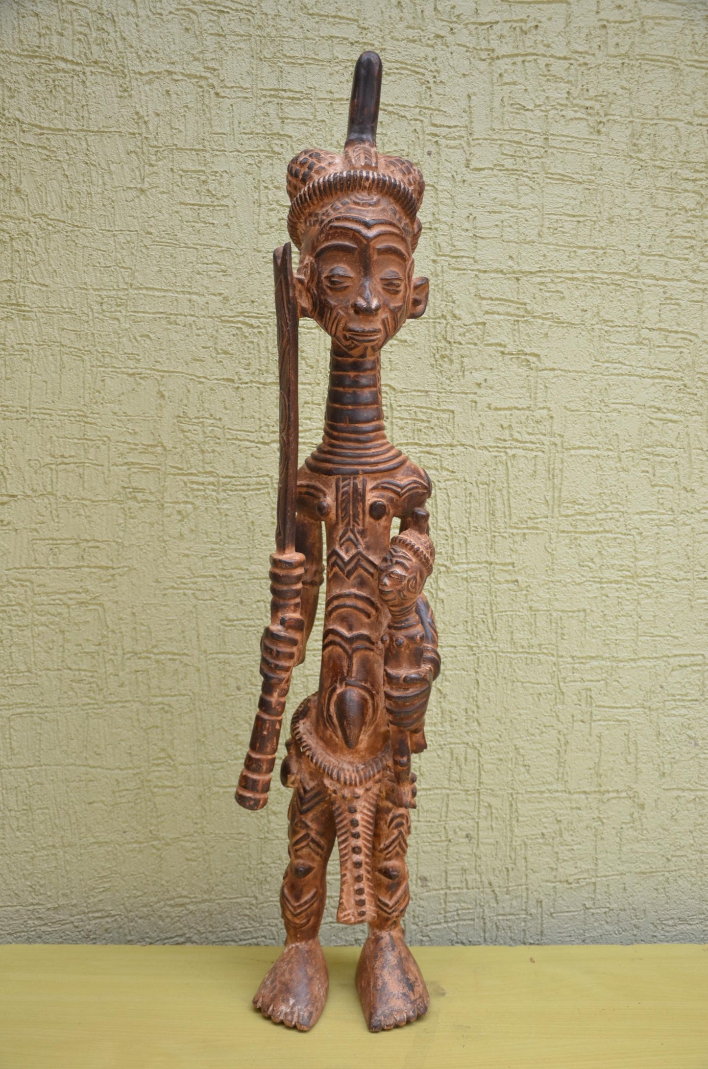 Monumental African Luluwa Maternity Wooden Statue | Tribal Art