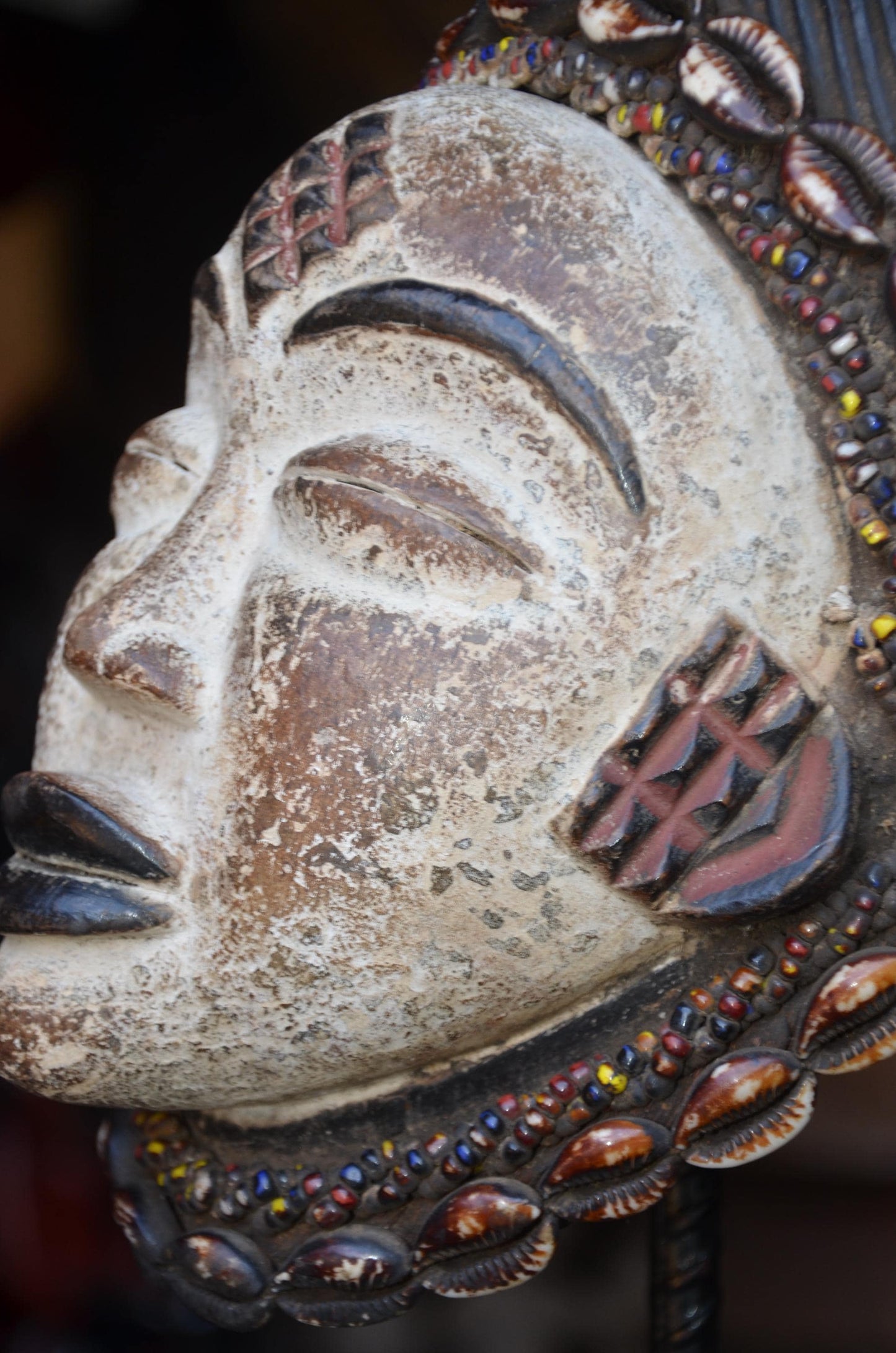 Authentic Punu Okuyi Mask – Hand-Carved Wood Female Ancestor Spirit, Cowrie Shell Trim