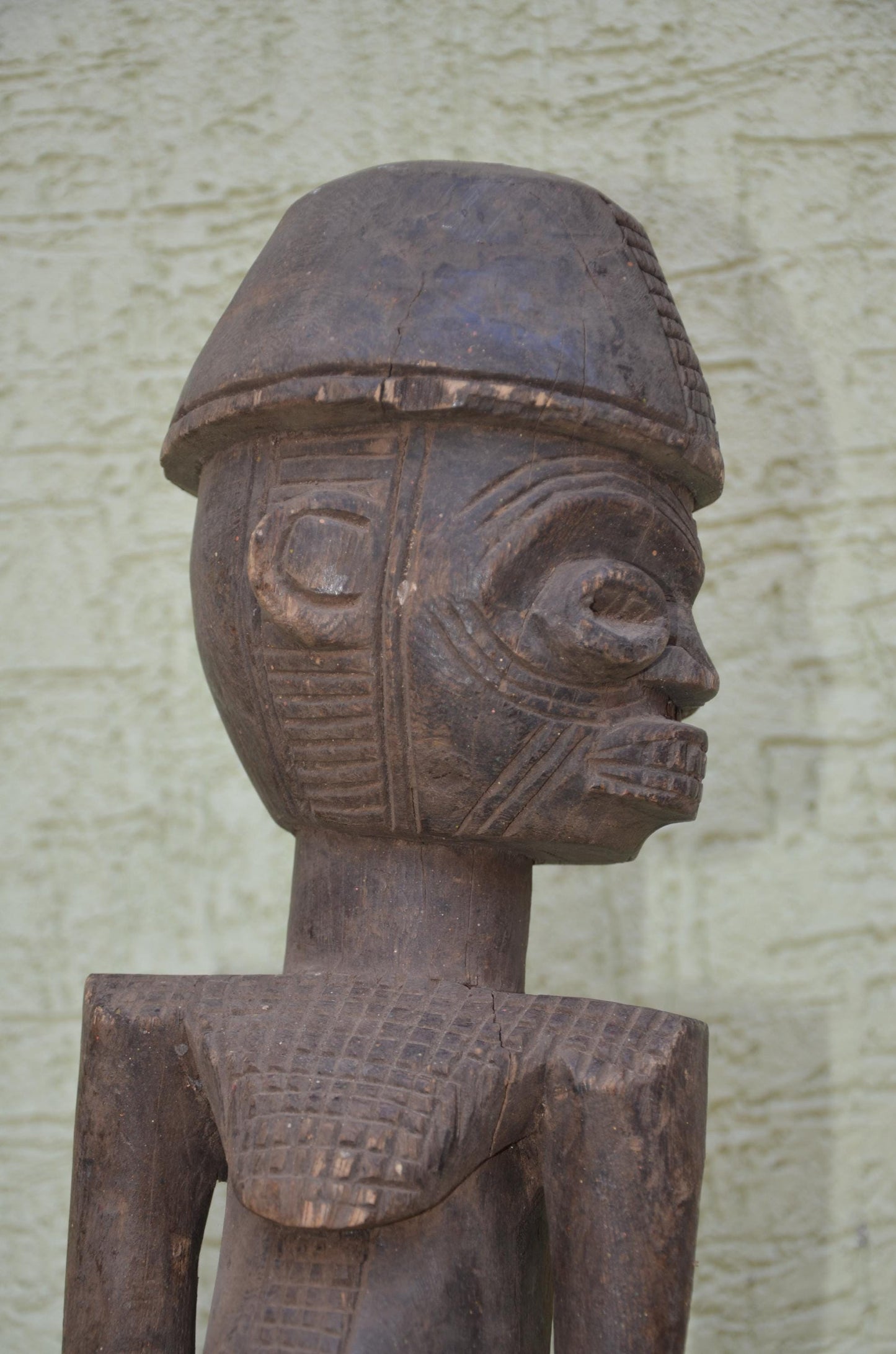 Authentic Female Luba Bowl Bearer Figure | Congolese Art