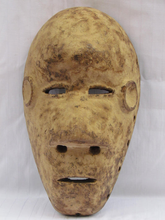 Masques traditionnels africains en bois sculptés à la main, fabriqués à la main en RDC