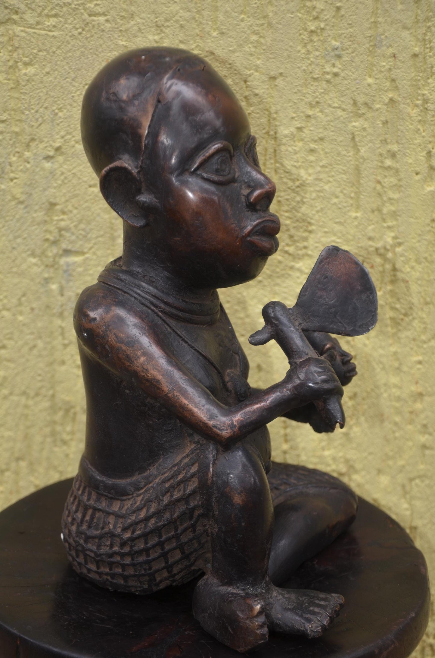 Benin Court Dwarf Statue – 16" Hand-Carved Wood Kingdom Royal Figure – Decor.